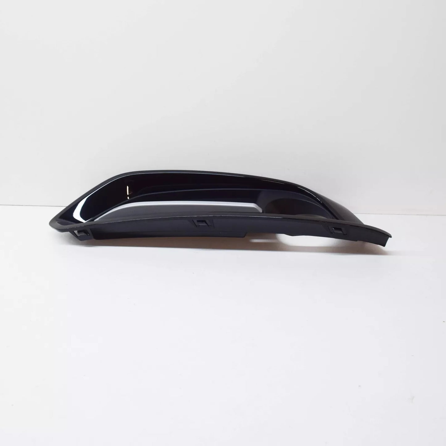 NEW BMW 2 F22 RIGHT FOG LIGHT CLOSED GRILLE SPORT 51117343732 2015 ORIGINAL