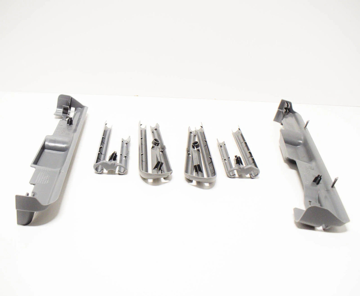 NEW BMW 5 E39 FRONT SEAT RAIL COVER 52108217290 8217290 ORIGINAL