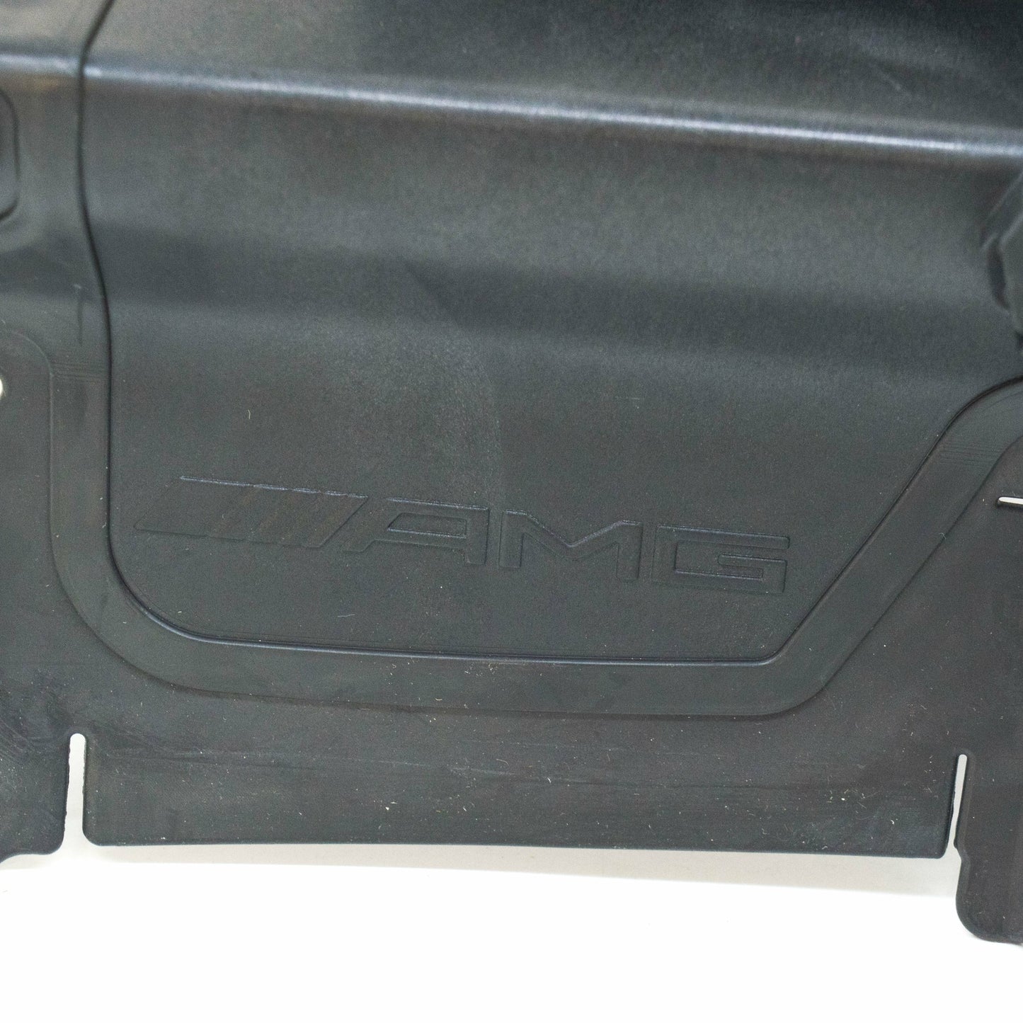 NEW MERCEDES-BENZ CLS C218 AMG RIGHT OIL COOLER BRACKET A2185000131 ORIGINAL