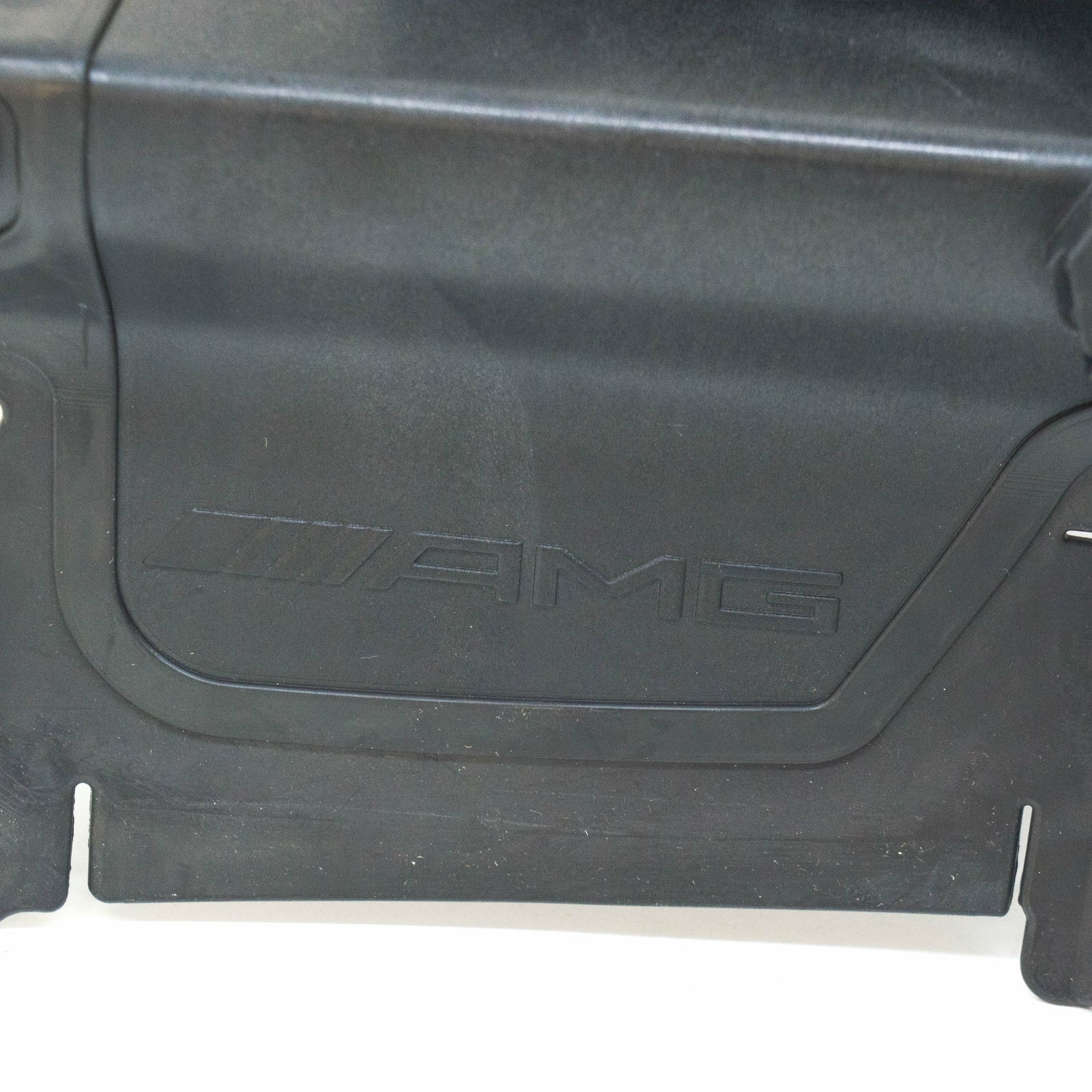 NEW MERCEDES-BENZ CLS C218 AMG RIGHT OIL COOLER BRACKET A2185000131 ORIGINAL