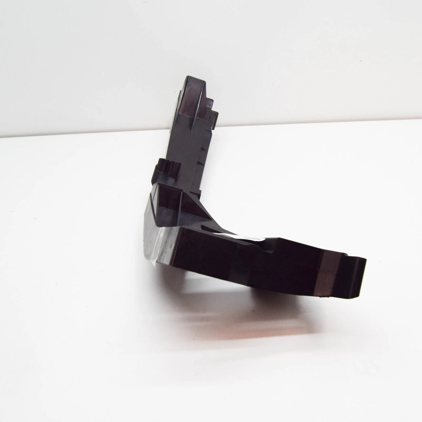 NEW AUDI Q2 FRONT LEFT MAIN BEAM HEADLIGHT MOUNTING 81A805607C ORIGINAL