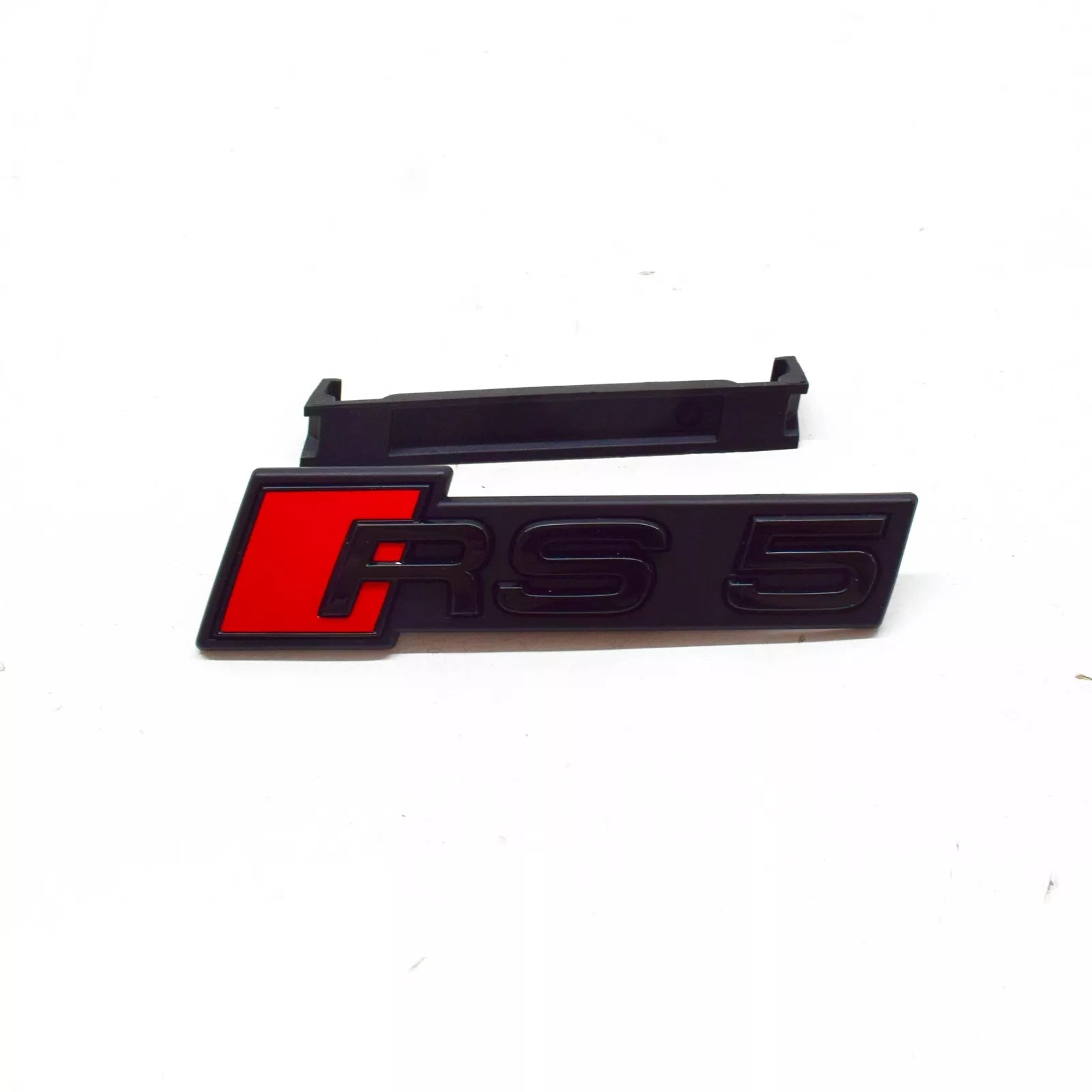 NEW AUDI RS5 8W6 FRONT RADIATOR GRILLE BADGE LOGO 8W6853736GT94 ORIGINAL
