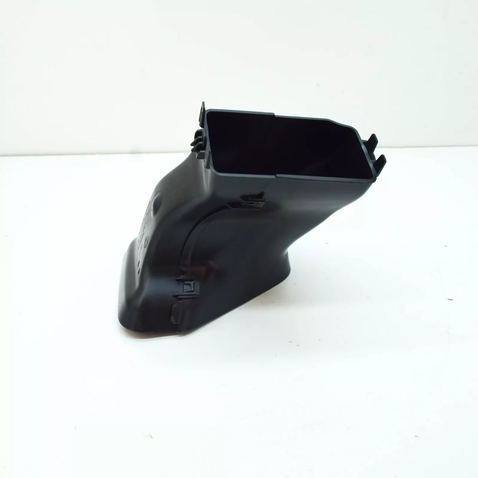 NEW BMW 2 GRAN COUPE F44 LEFT BRAKE AIR DUCT 51748075477 ORIGINAL