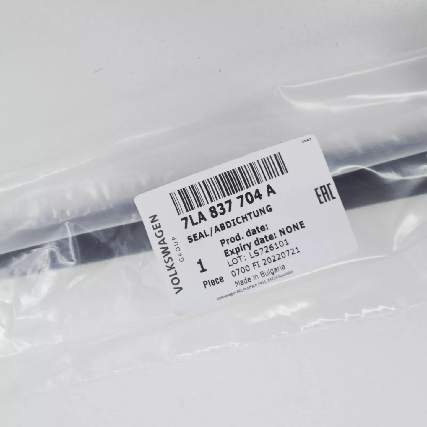 NEW VW TRANSPORTER T6 FRONT RIGHT DOOR WINDOW OUTER SEAL 7LA837704A ORIGINAL