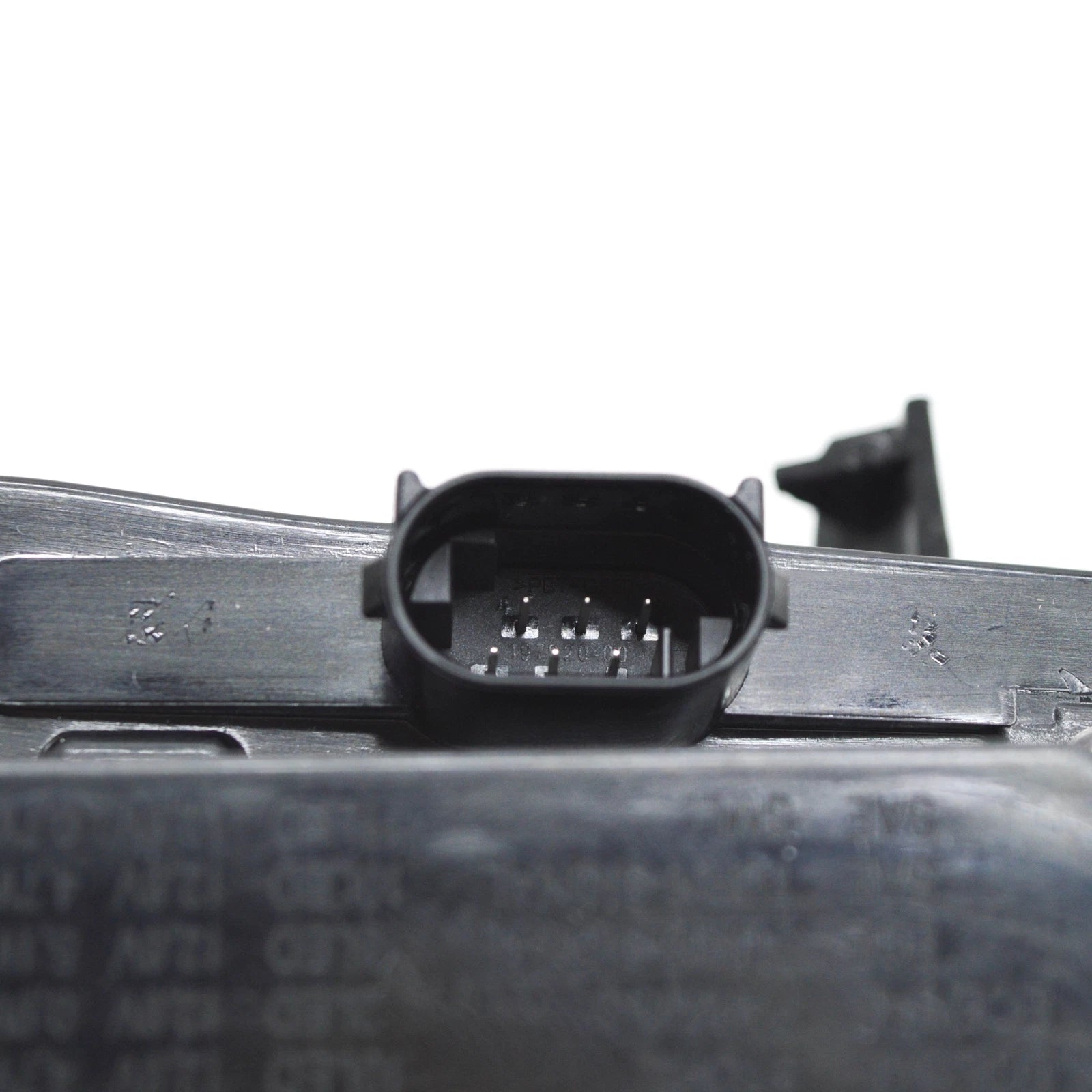 NEW MERCEDES-BENZ C W205 REAR RIGHT TAILLIGHT A2059063005 ORIGINAL