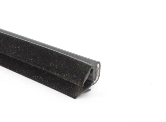 NEW BMW 3 E46 FRONT LEFT DOOR CHANNEL SEALING 7008573 51337008573 ORIGINAL