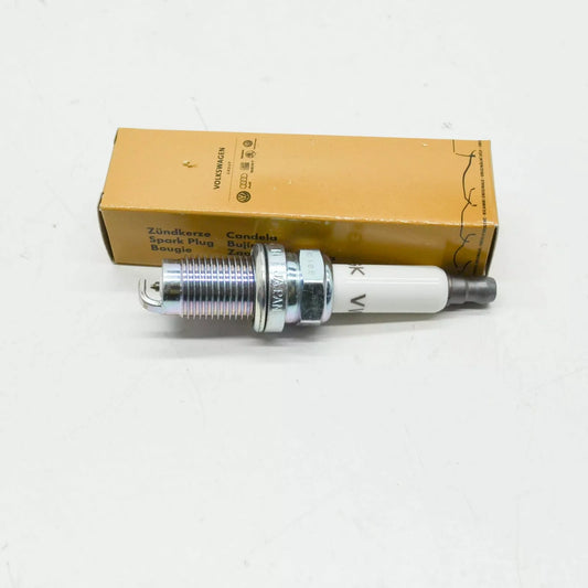 NEW AUDI A1 MK1 SPARK PLUG 101905626 ORIGINAL