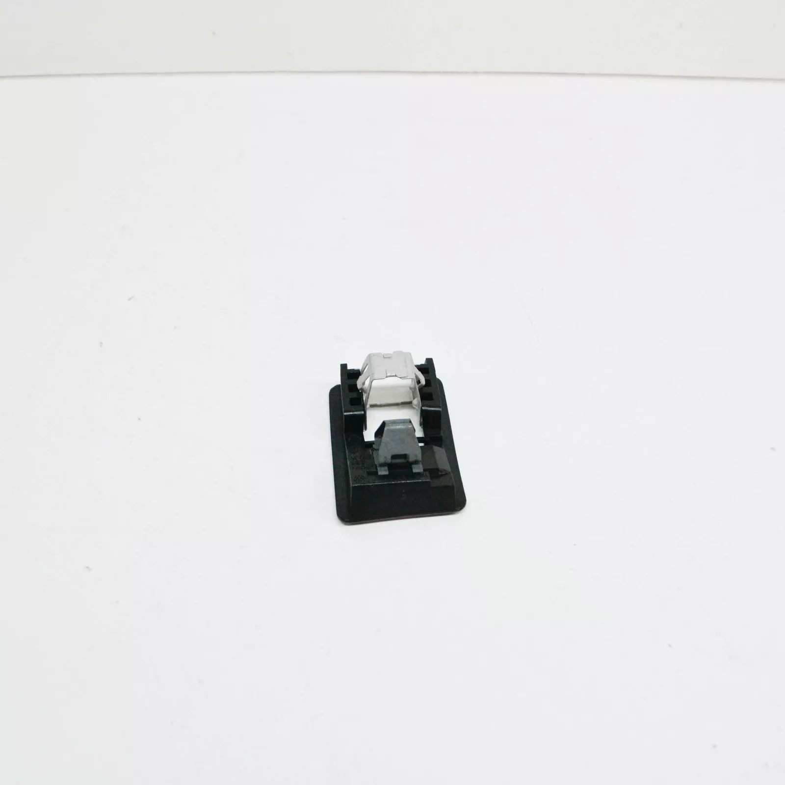 NEW VW TIGUAN 5N LEFT SUN VISOR BRACKET 1K0858773F ORIGINAL