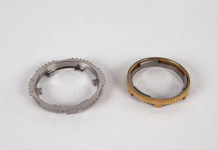 NEW AUDI A4 B8 GEARBOX 5TH/6TH GEAR SYNCHRONIZER RING 0A2311283A ORIGINAL