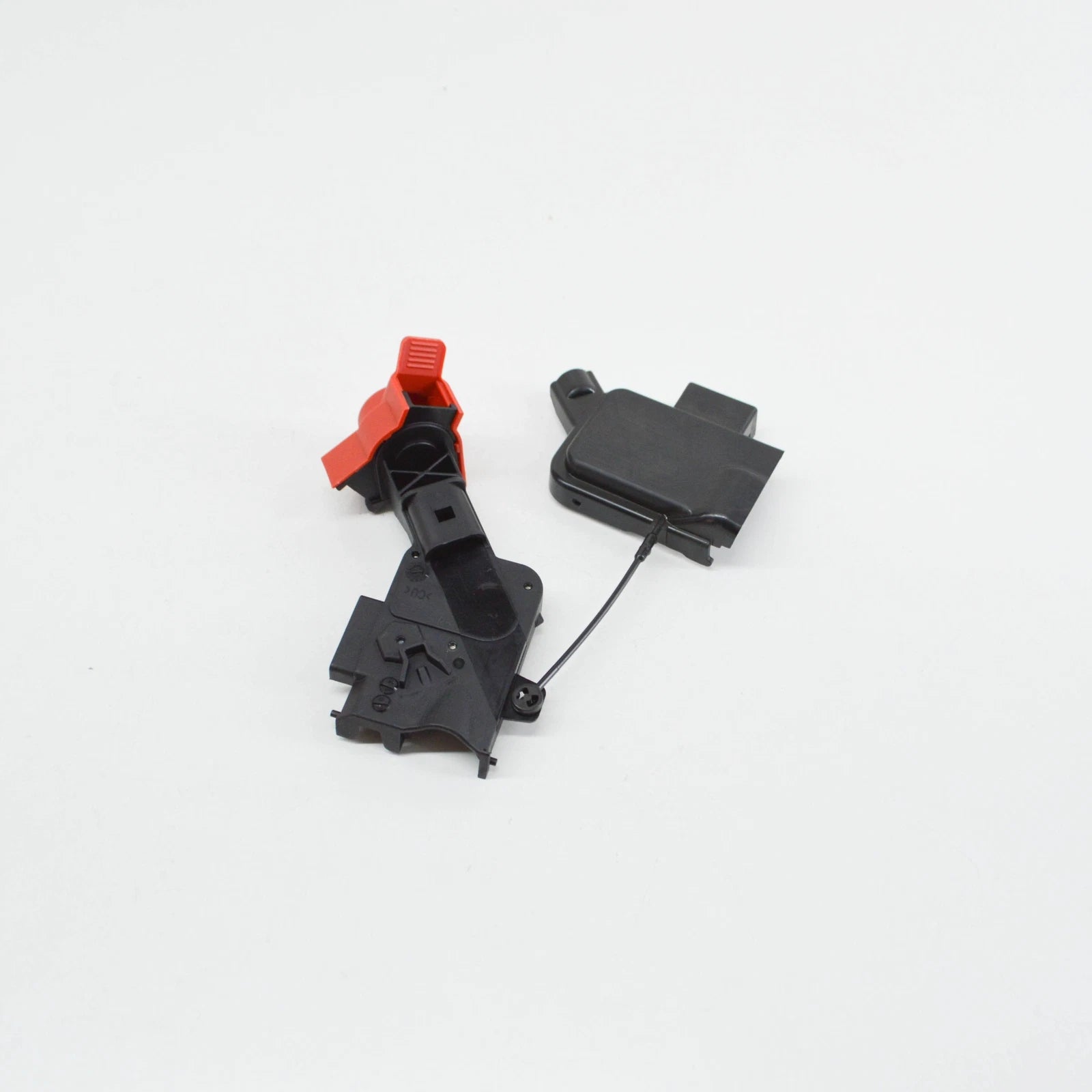 NEW BMW 5 F10 ENGINE COMPARTMENT B TERMINAL POINT 9214243 61149214243 ORIGINAL