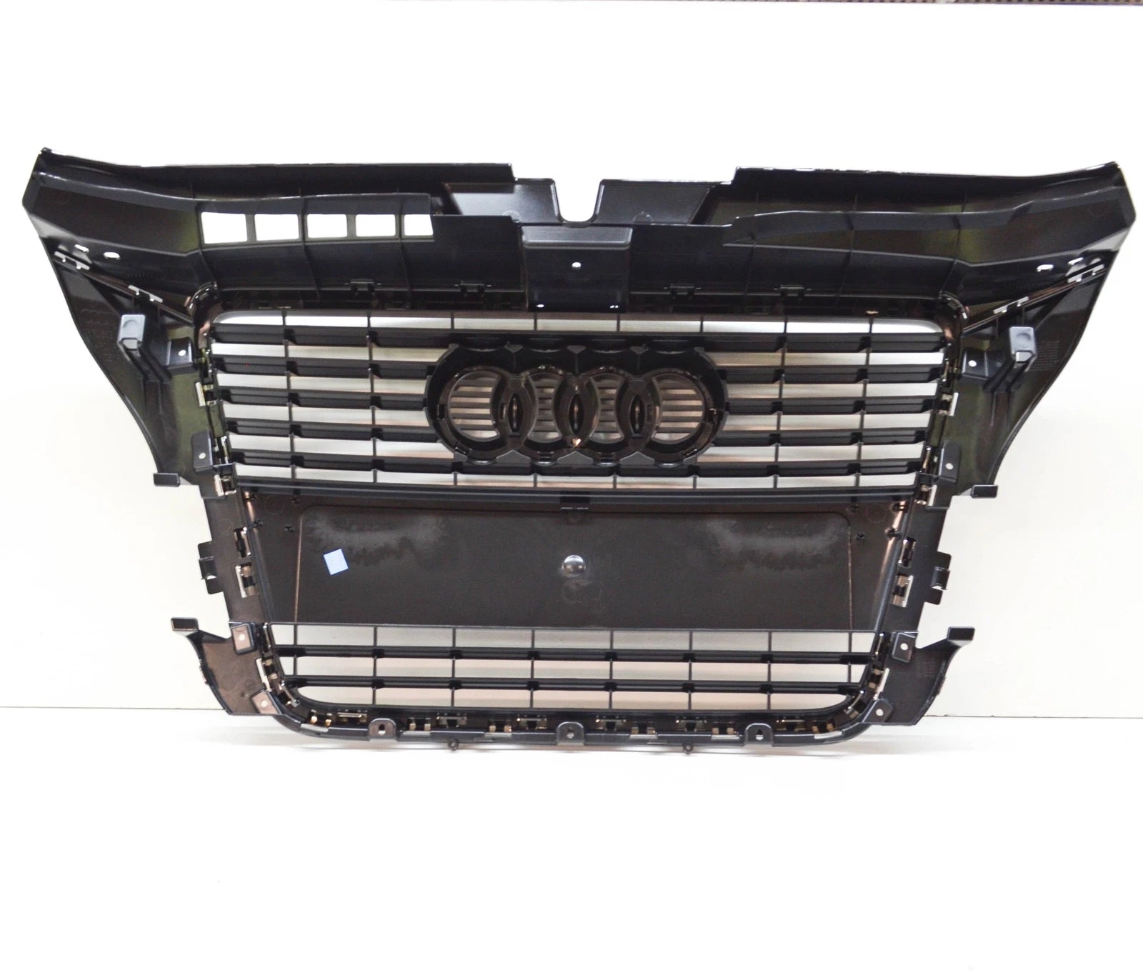 NEW AUDI A3 8P1 FRONT BUMPER RADIATOR GRILLE 8P0853651PT94