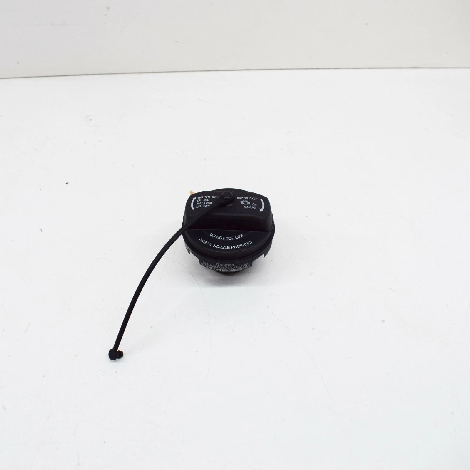 NEW AUDI R8 42 FUEL TANK CAP 420201550D