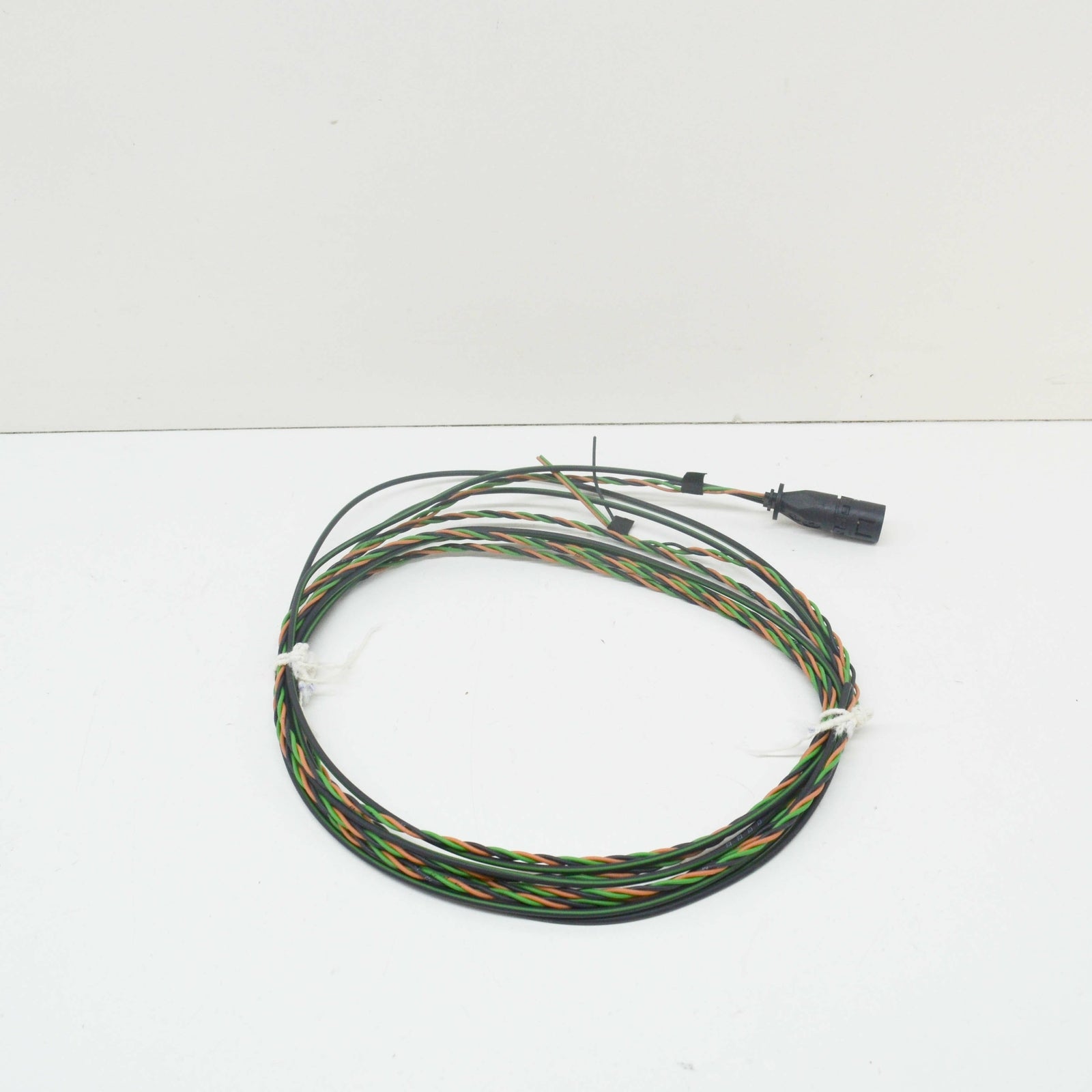 NEW AUDI A3 8V GLOW PLUG RD. CONNECTOR SLEEVE HOUSING 04L971785C ORIGINAL