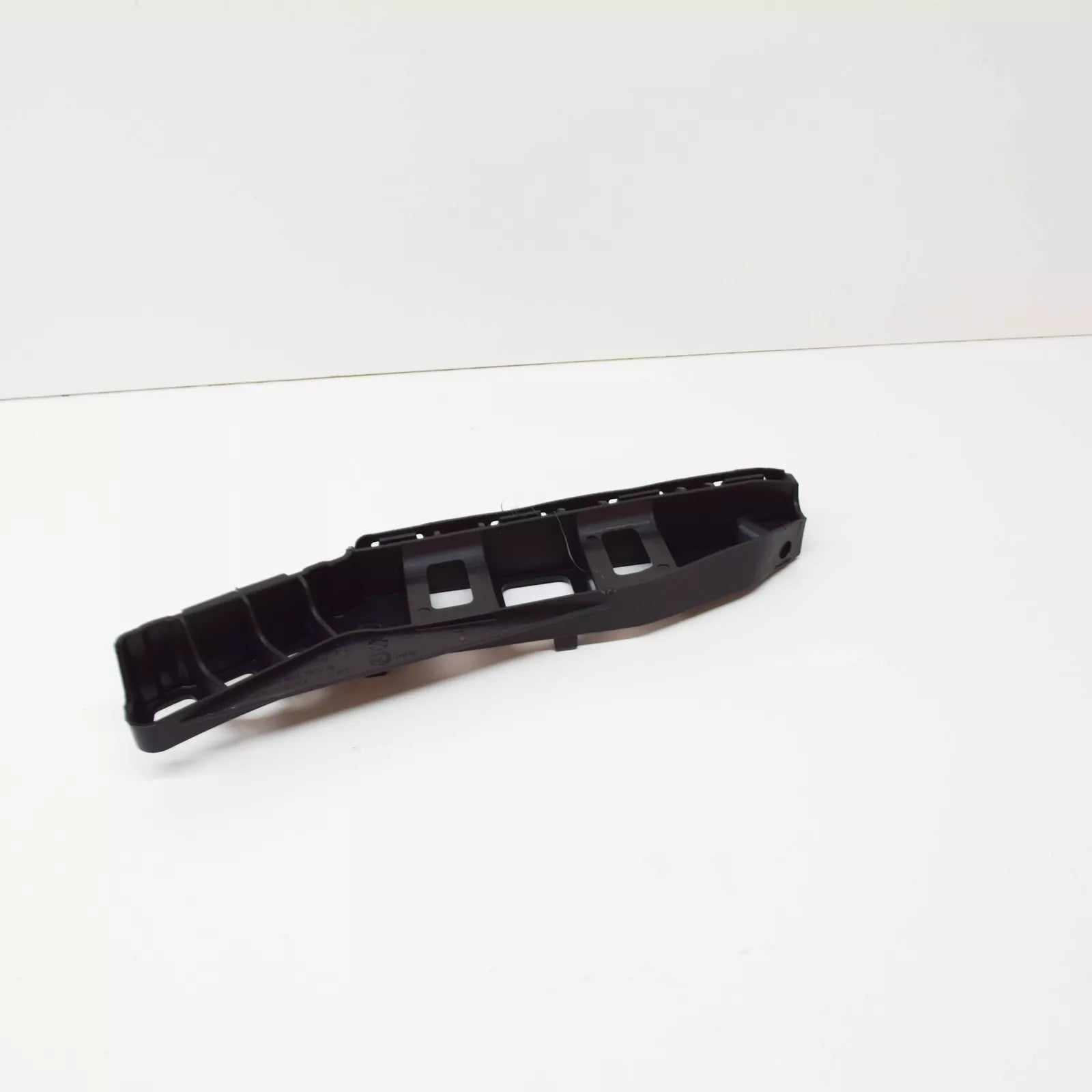 NEW VW SCIROCCO MK3 FRONT BUMPER LEFT SIDE GUIDE PROFILE 1K8807183B ORIGINAL