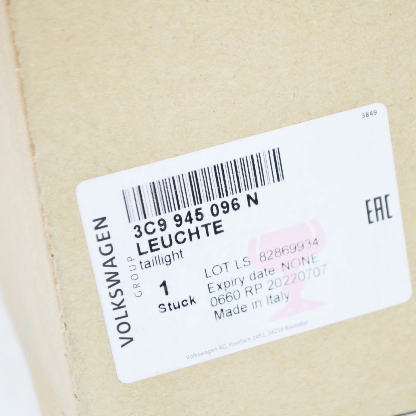 NEW VW PASSAT B6 3C2 REAR RIGHT OUTER TAILLIGHT 3C9945096N