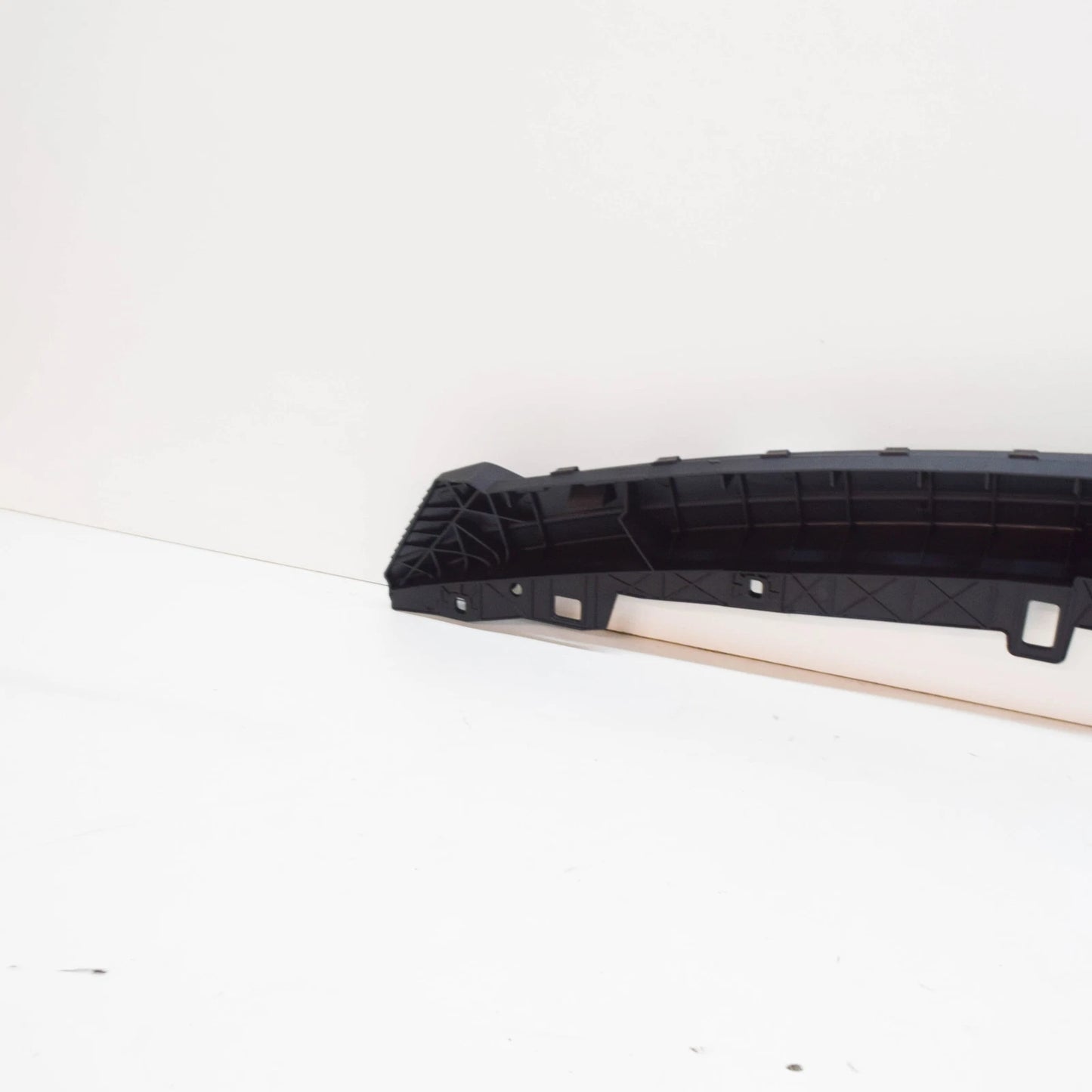 NEW MERCEDES-BENZ A-CLASS W176 FRONT BUMPER BASIC MOUNT A1768850365 ORIGINAL