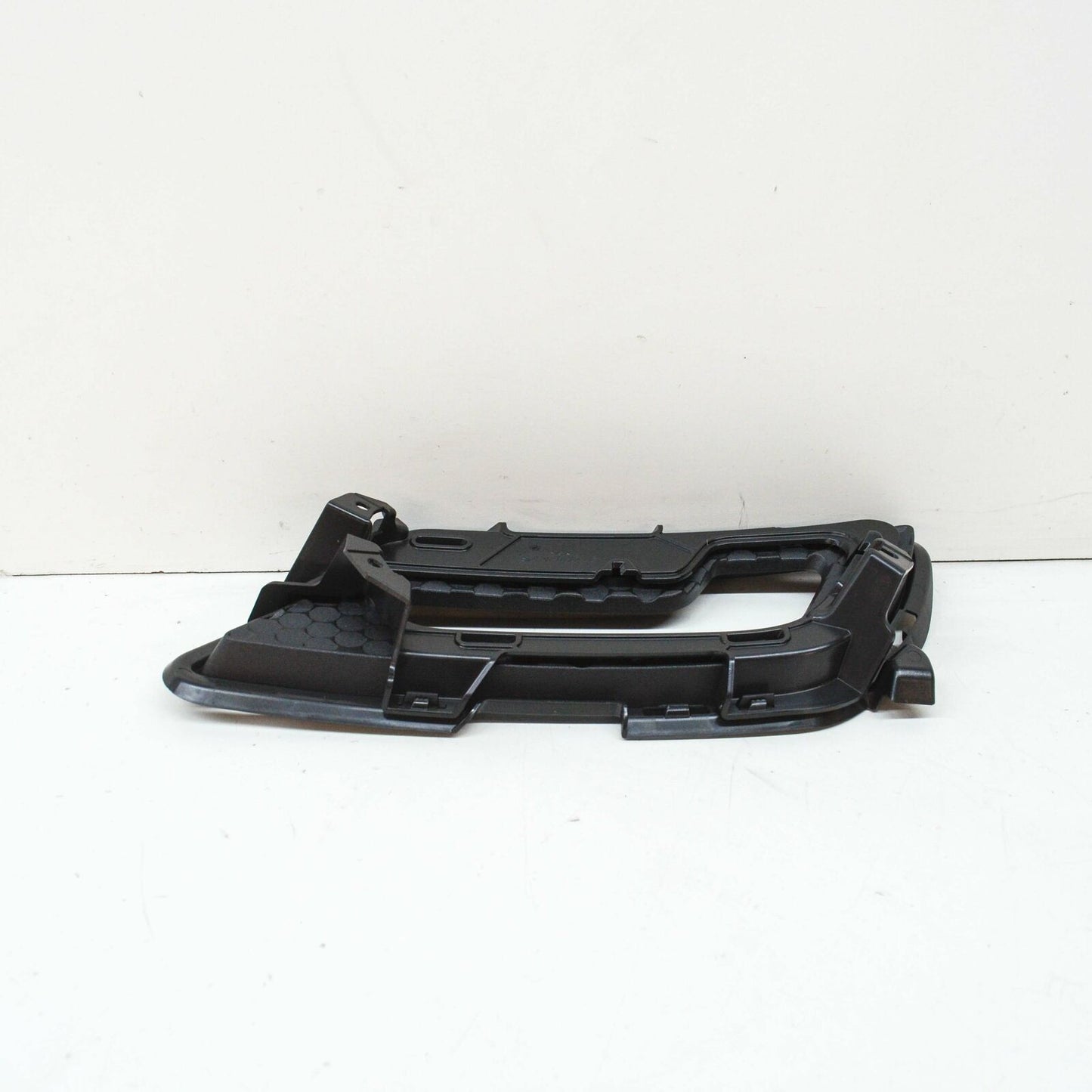 NEW MERCEDES-BENZ E C207 FRONT BUMPER LEFT GRILLE COVER A2078850353 ORIGINAL