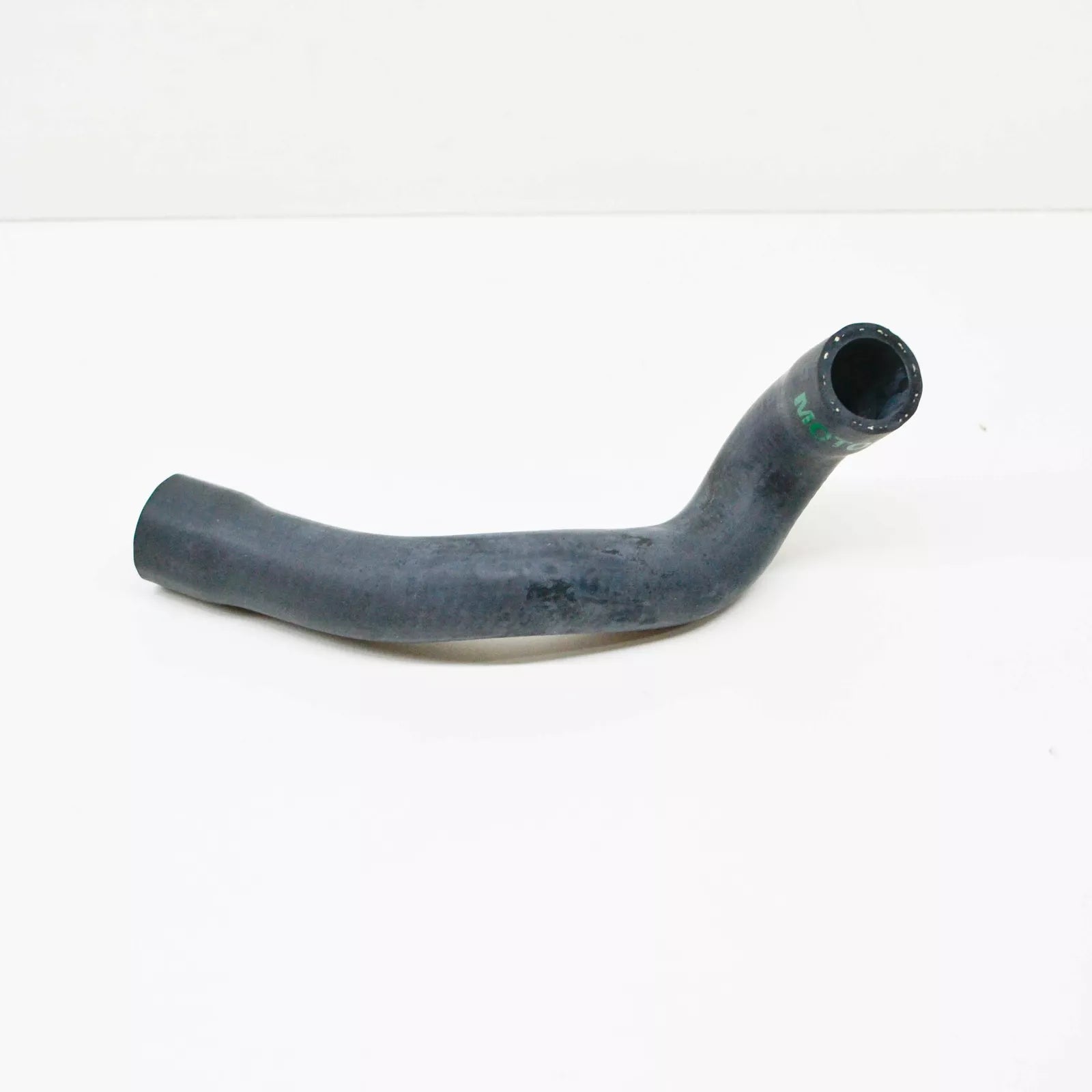 NEW BMW 5 E34 3.6I M5 COOLING SYSTEM WATER HOSE 11531312684 ORIGINAL