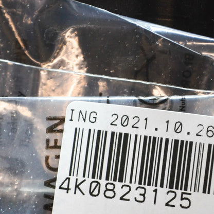 NEW AUDI A6 S6 C8 FRONT BUMPER CENTER RUBBER SEAL 4K0823125 ORIGINAL