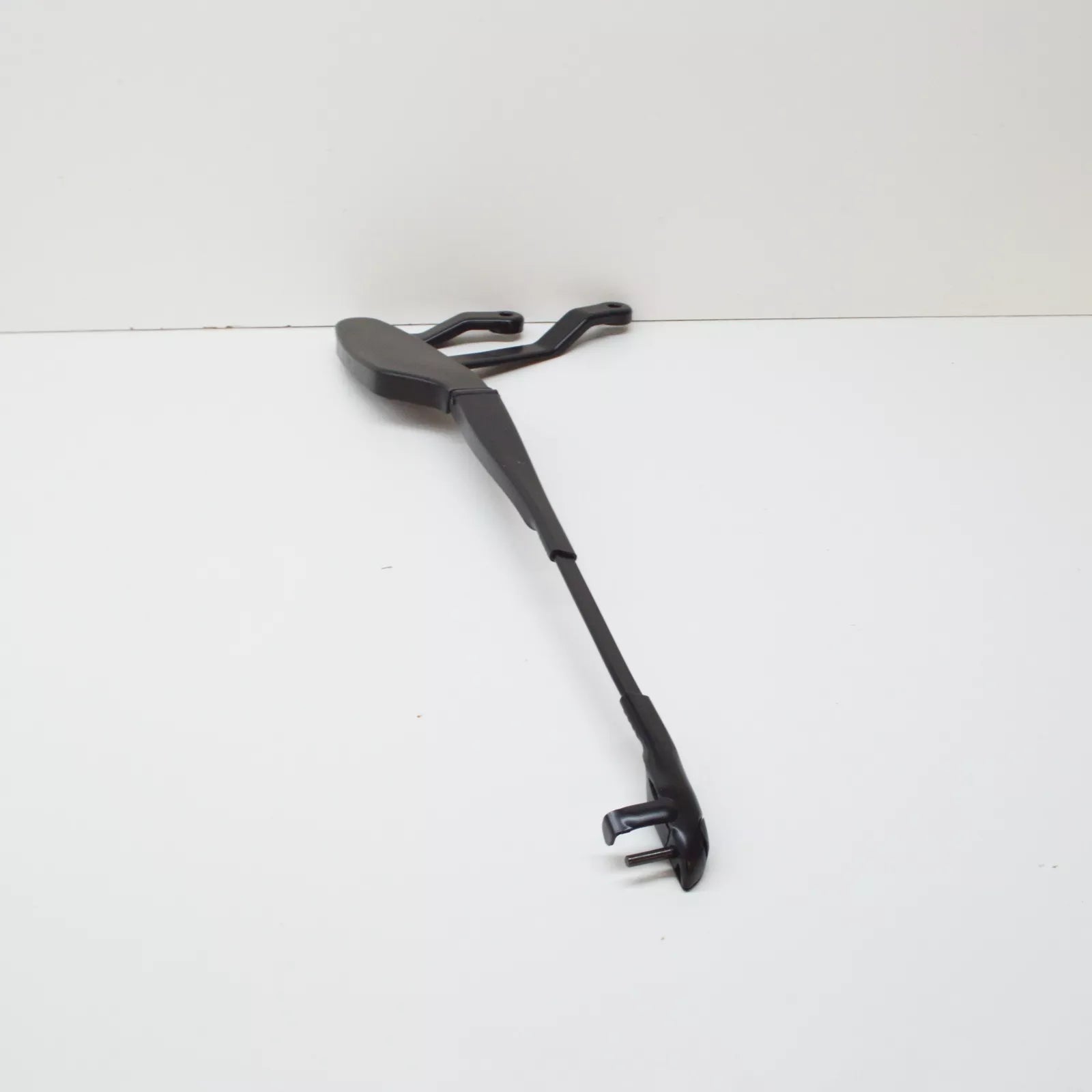 NEW MERCEDES-BENZ S W221 FRONT RIGHT WIPER ARM LHD A2218200244 ORIGINAL
