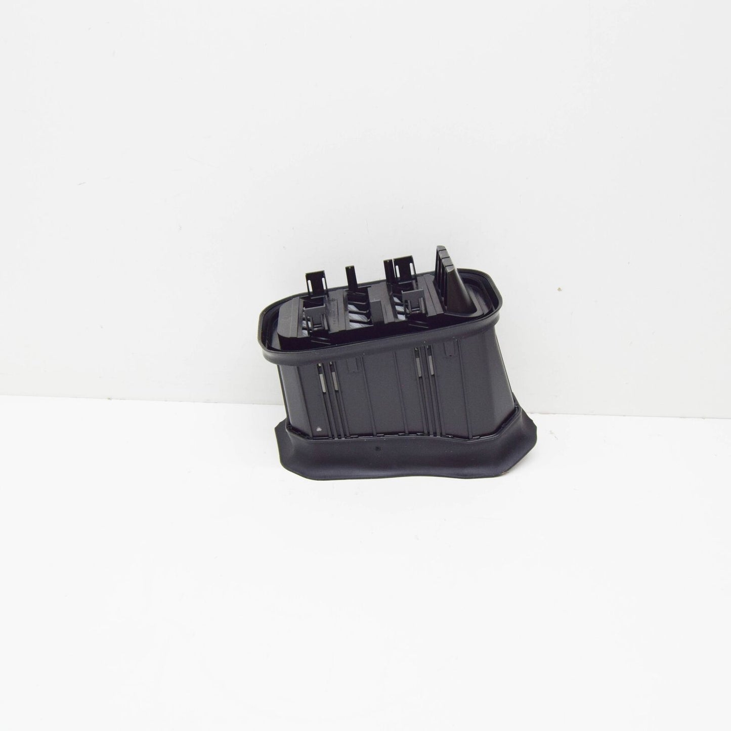 NEW MERCEDES-BENZ EQS V297 REAR RIGHT VENT GRILLE A2978309901 ORIGINAL