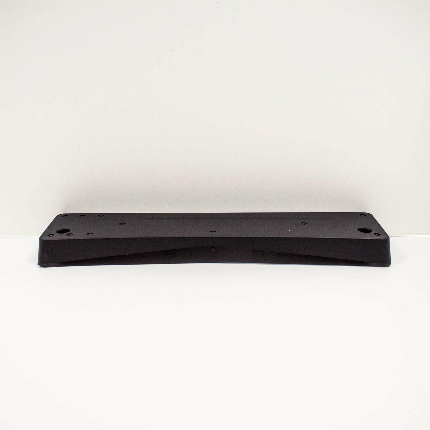 NEW MB GLC X253 FRONT BUMPER LICENSE PLATE MOLDING A2538800044 ORIGINAL