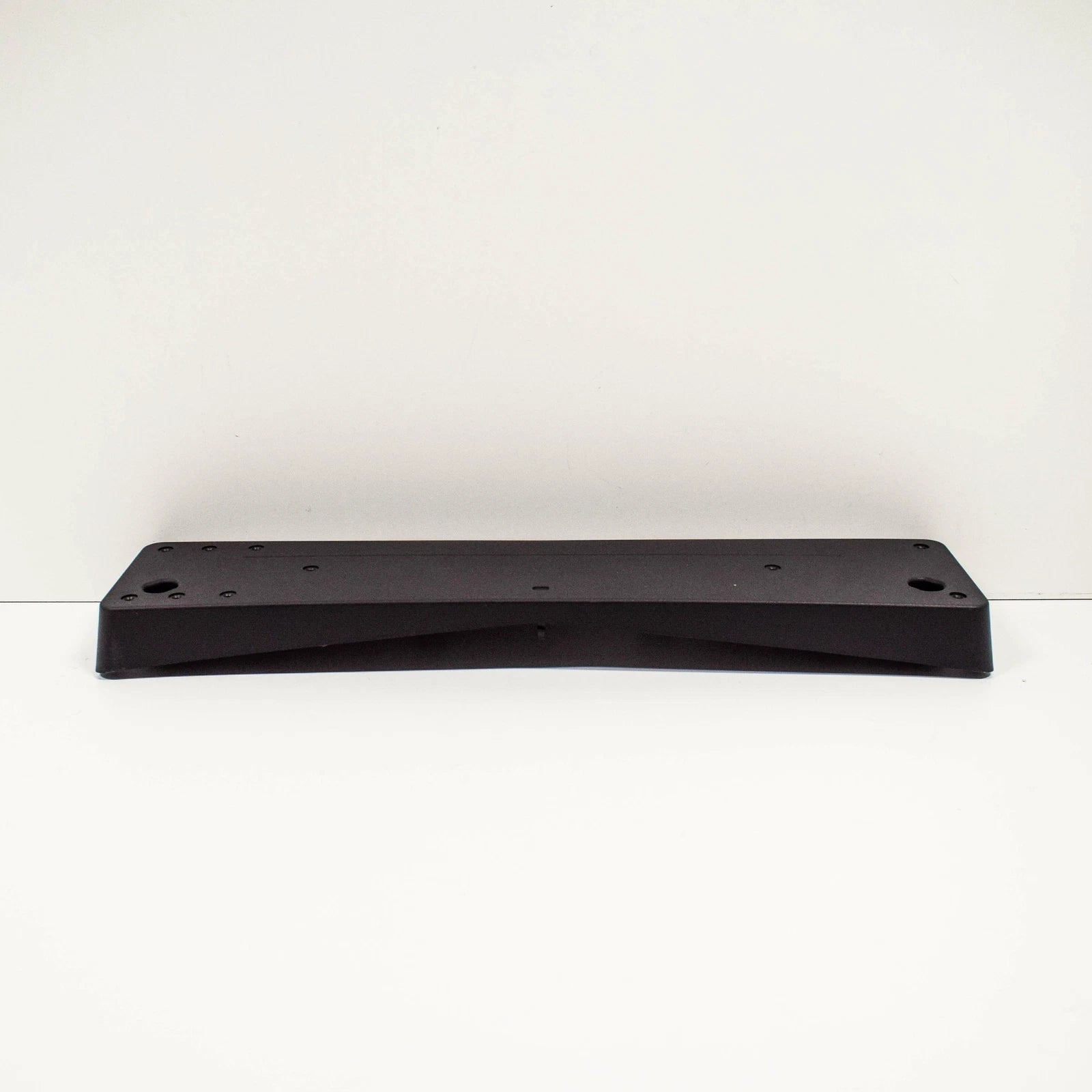 NEW MB GLC X253 FRONT BUMPER LICENSE PLATE MOLDING A2538800044 ORIGINAL