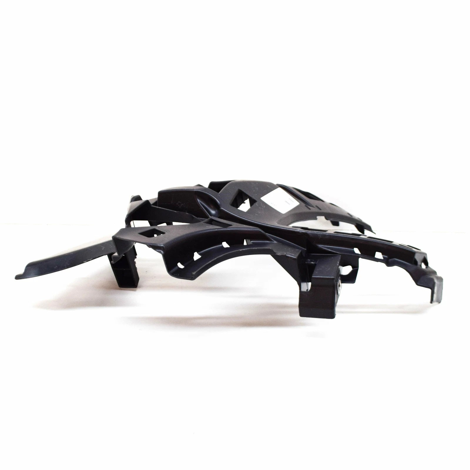 NEW MERCEDES-BENZ S-CLASS W222 FRONT RIGHT BUMPER BRACKET A2228851065 2015