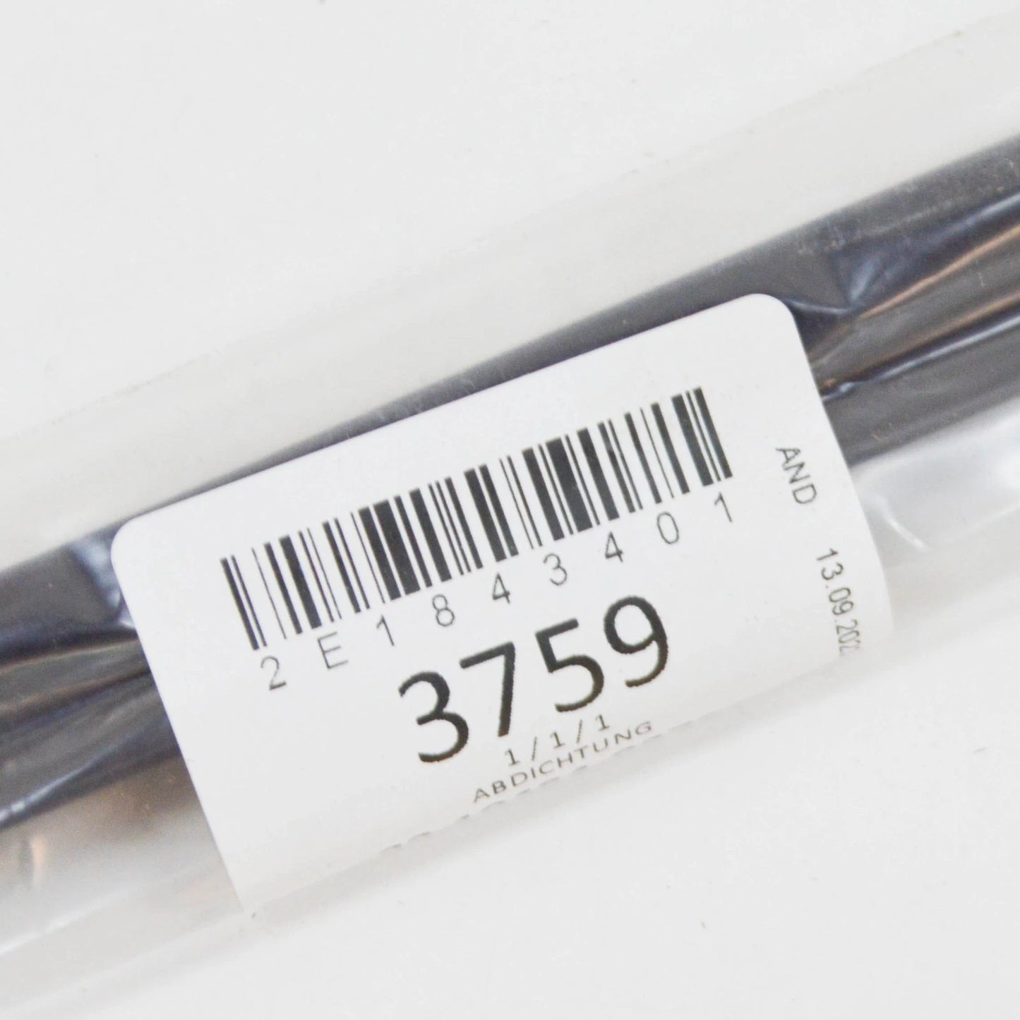 NEW VOLKSWAGEN CRAFTER 2F MK1 LEFT SLIDING DOOR RUBBER SEAL 2E1843401 ORIGINAL