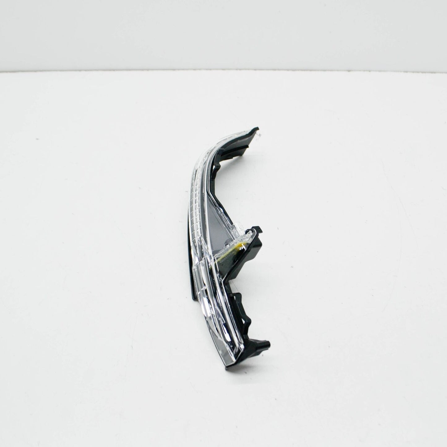 NEW AUDI Q7 4M FRONT RIGHT DOOR MIRROR TURN INDICATOR 4M0949102A GANUINE