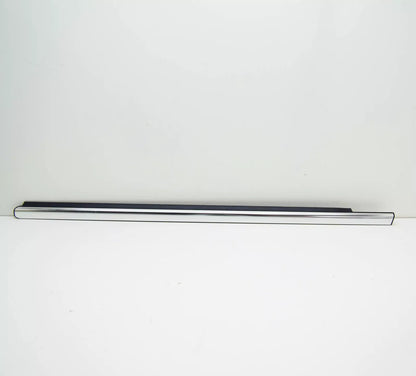 NEW MERCEDES-BENZ ML W164 FRONT LEFT DOOR WINDOW TRIM STRIP A1646907380 ORIGINAL