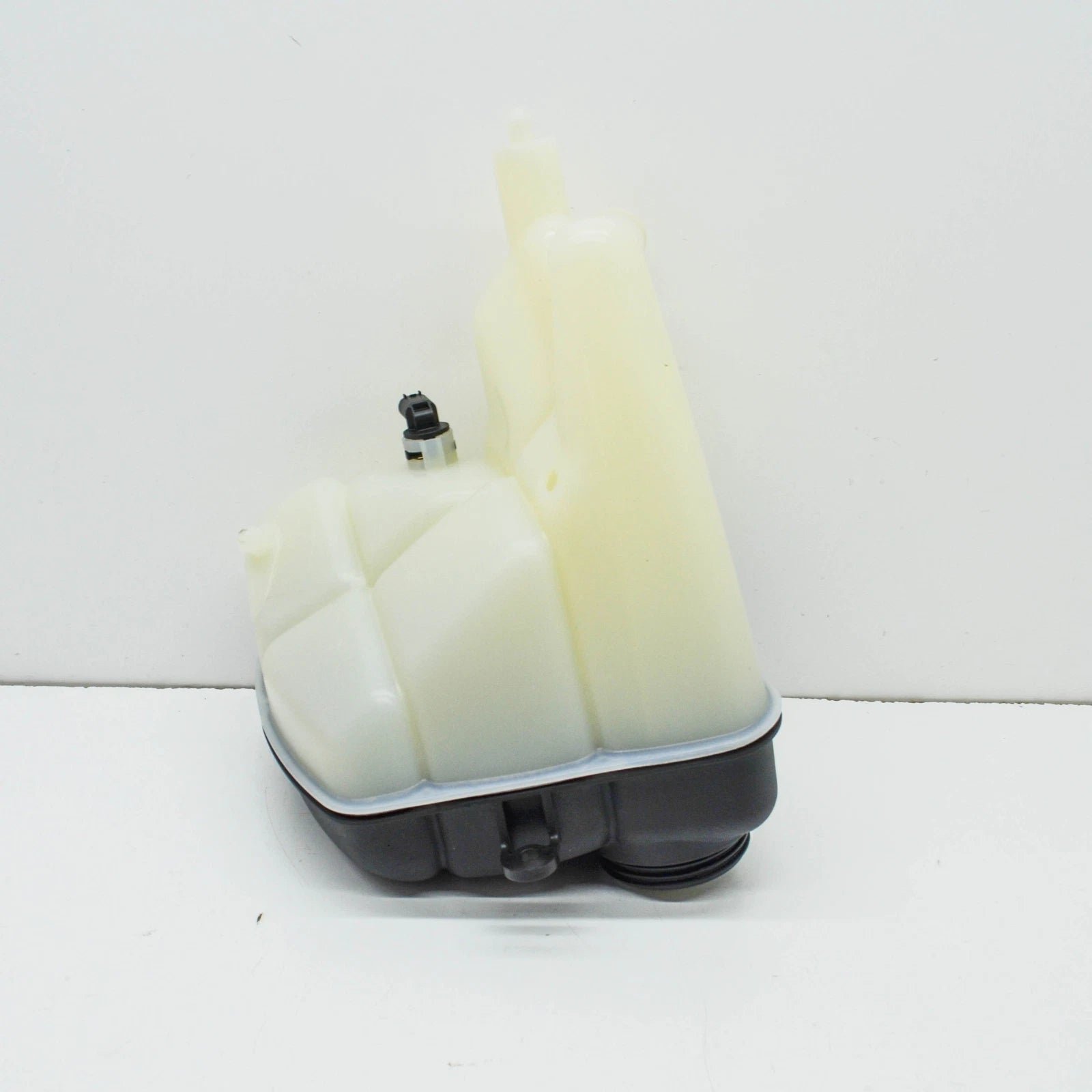 NEW MERCEDES-BENZ SL R230 EXPANSION TANK A2305000249