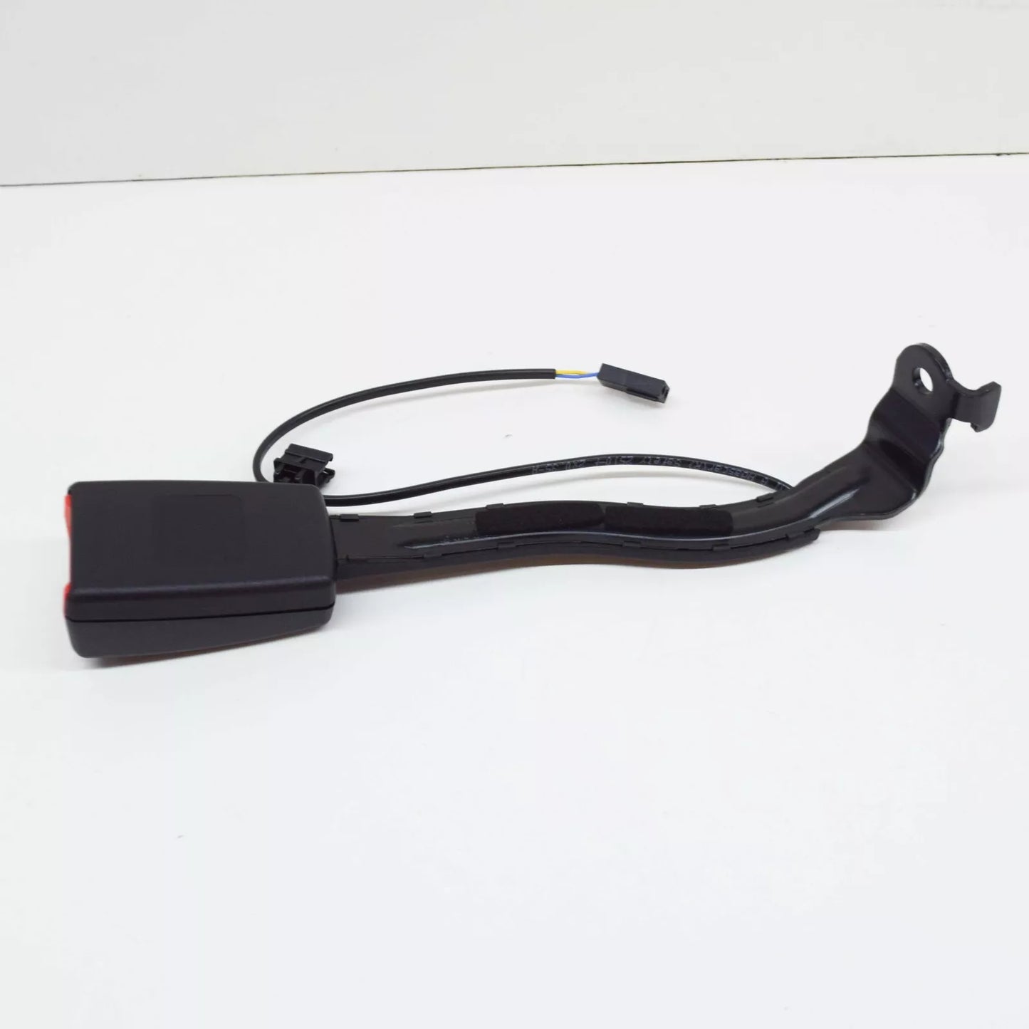 NEW VOLKSWAGEN GOLF MK5 FRONT RIGHT SEAT BELT BUCKLE 1K4857756LQVZ