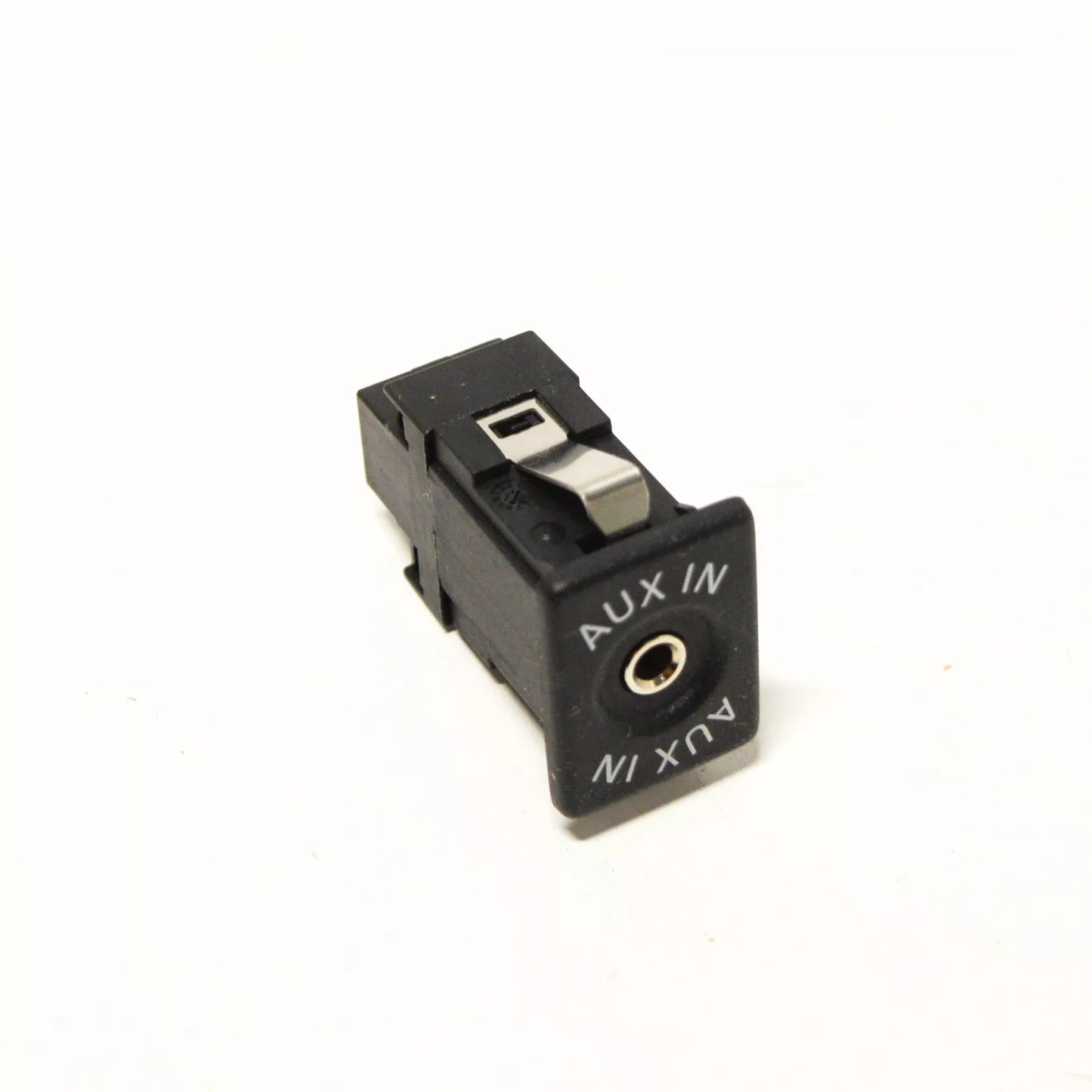 NEW VOLKSWAGEN BEETLE CONVERTIBLE CC EOS GOLF R32 GTI AUX-IN SOCKET 5M0035724