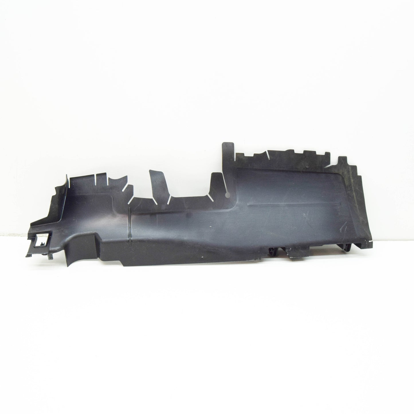 NEW VOLKSWAGEN PASSAT B8 3G2 RADIATOR LEFT AIR GUIDE 3G0121283L ORIGINAL