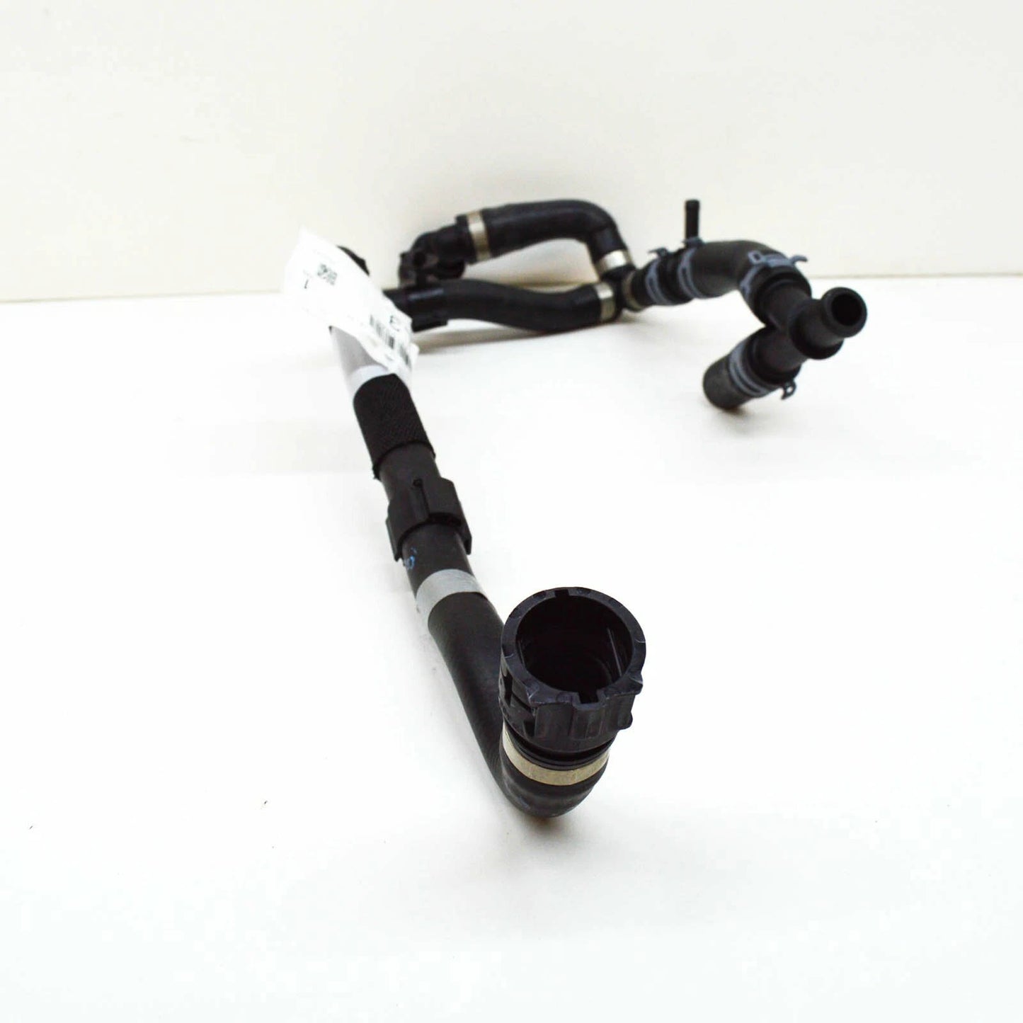 NEW AUDI Q7 4M FRONT LEFT WATER COOLANT HOSE 4M0122109AN ORIGINAL