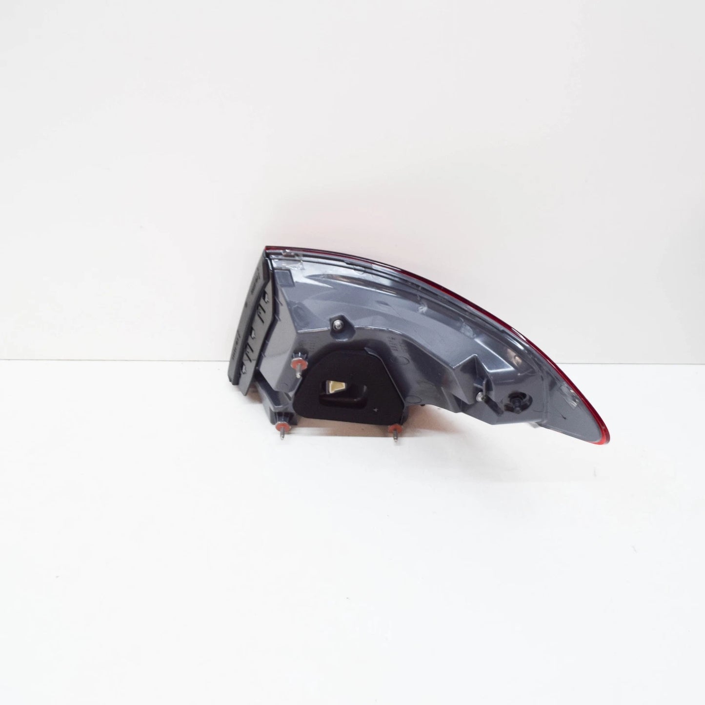 NEW MERCEDES-BENZ C T-MODEL S205 REAR LEFT TAIL LIGHT A2059065100 ORIGINAL