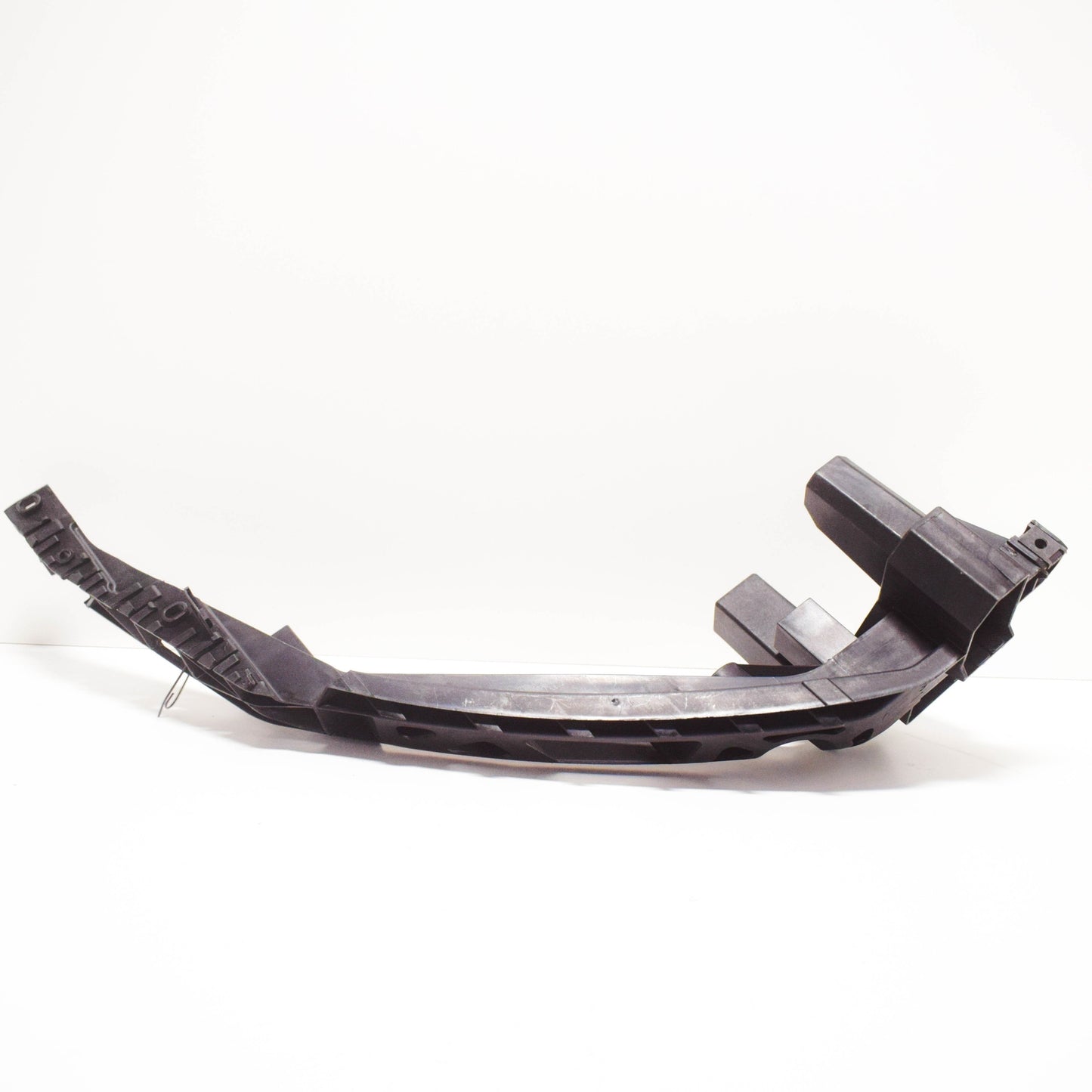 new audi q3 8u front right headlight bracket 8u0805608a 2015 original