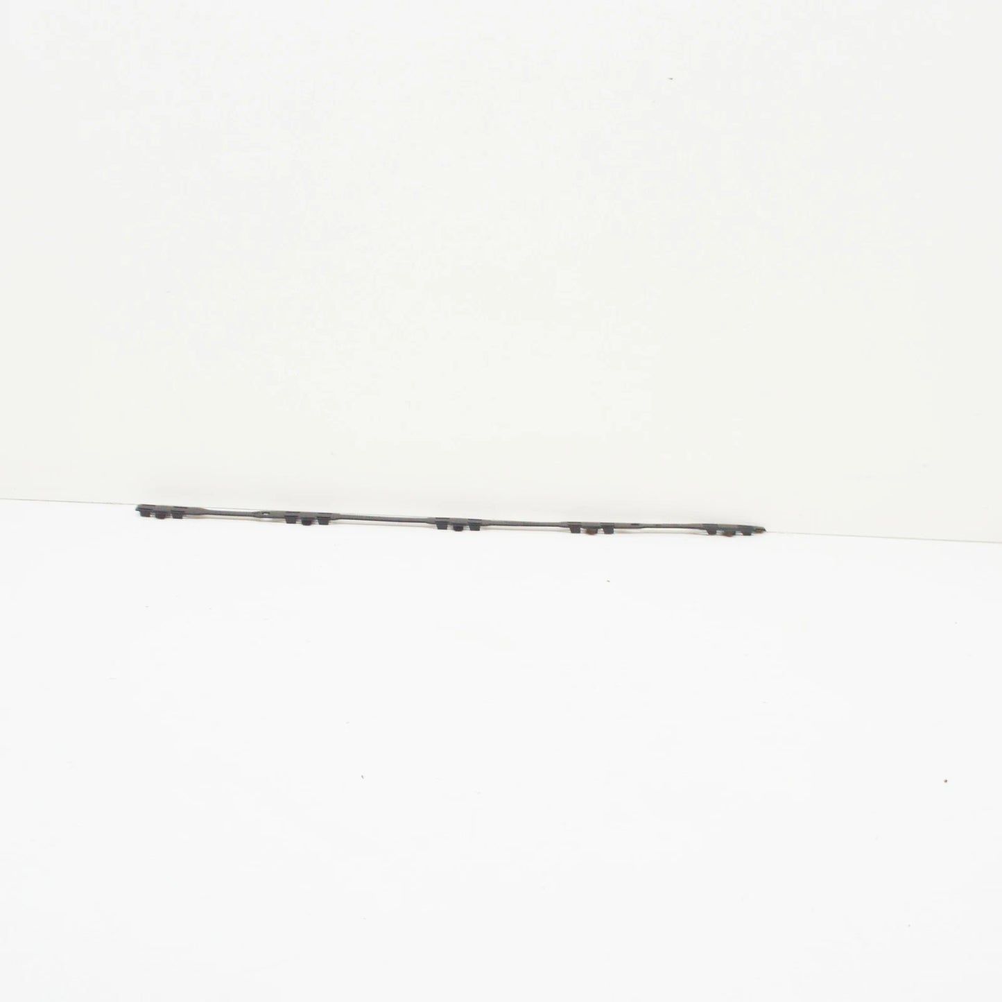 NEW BMW 4 COUPE F32 REAR RIGHT BUMPER STRIP STRIP MOUNT RAIL 51127358076