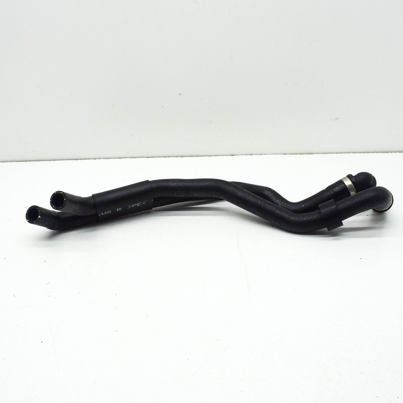 NEW AUDI A4 B9 AVANT ENGINE COOLANT HOSE PIPE 8W0819350N ORIGINAL
