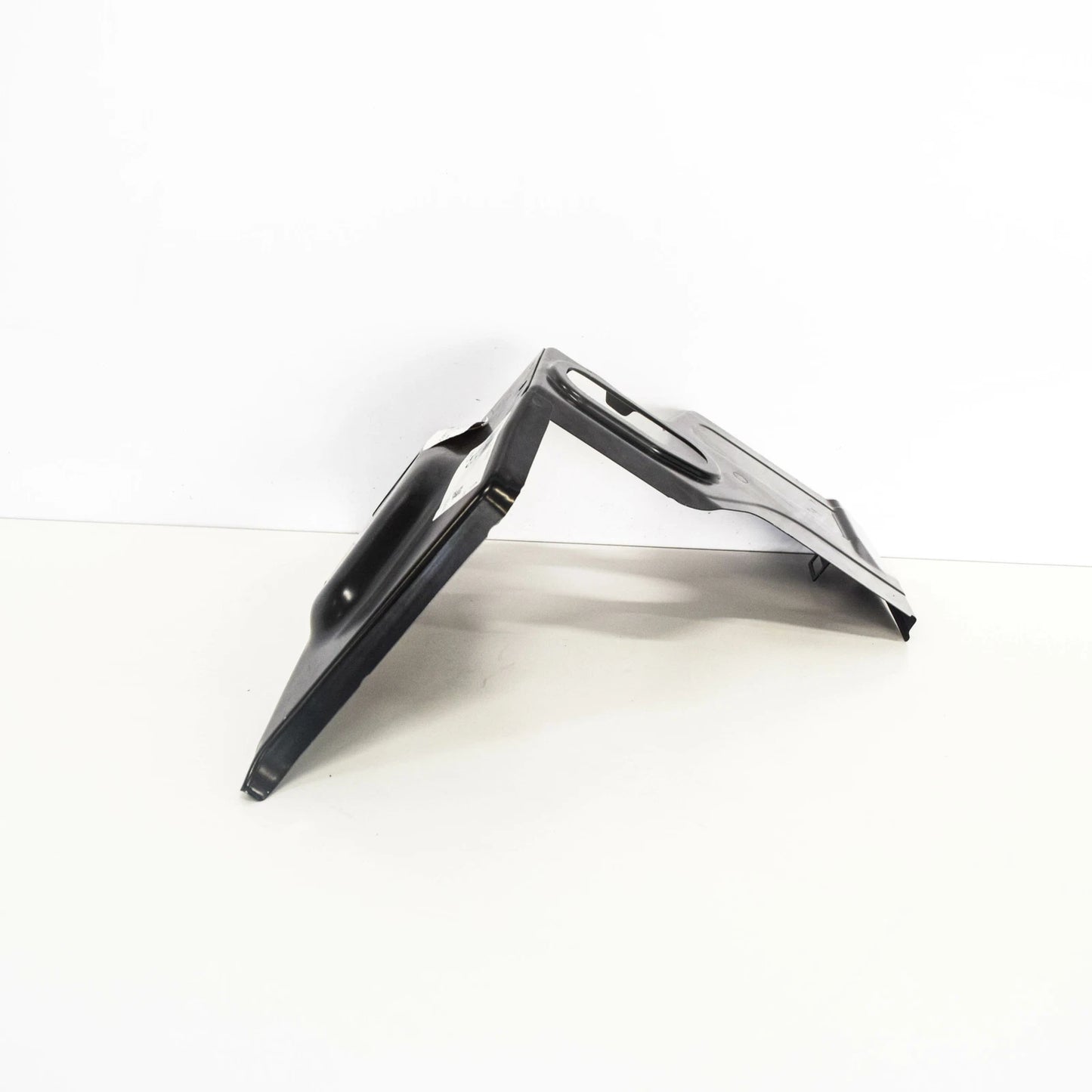 NEW AUDI Q5 8R REINFORCEMENT LOWER RIGHT COWL PANEL 8R0805276