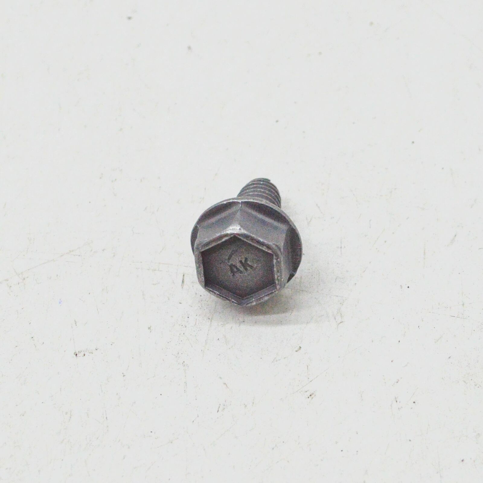 NEW MERCEDES-BENZ C W204 ROOF FRAME BOLT A0179906301 ORIGINAL