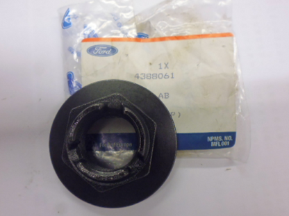 new ford transit connect mk1 rear wheel hub retainer nut 4388061 original