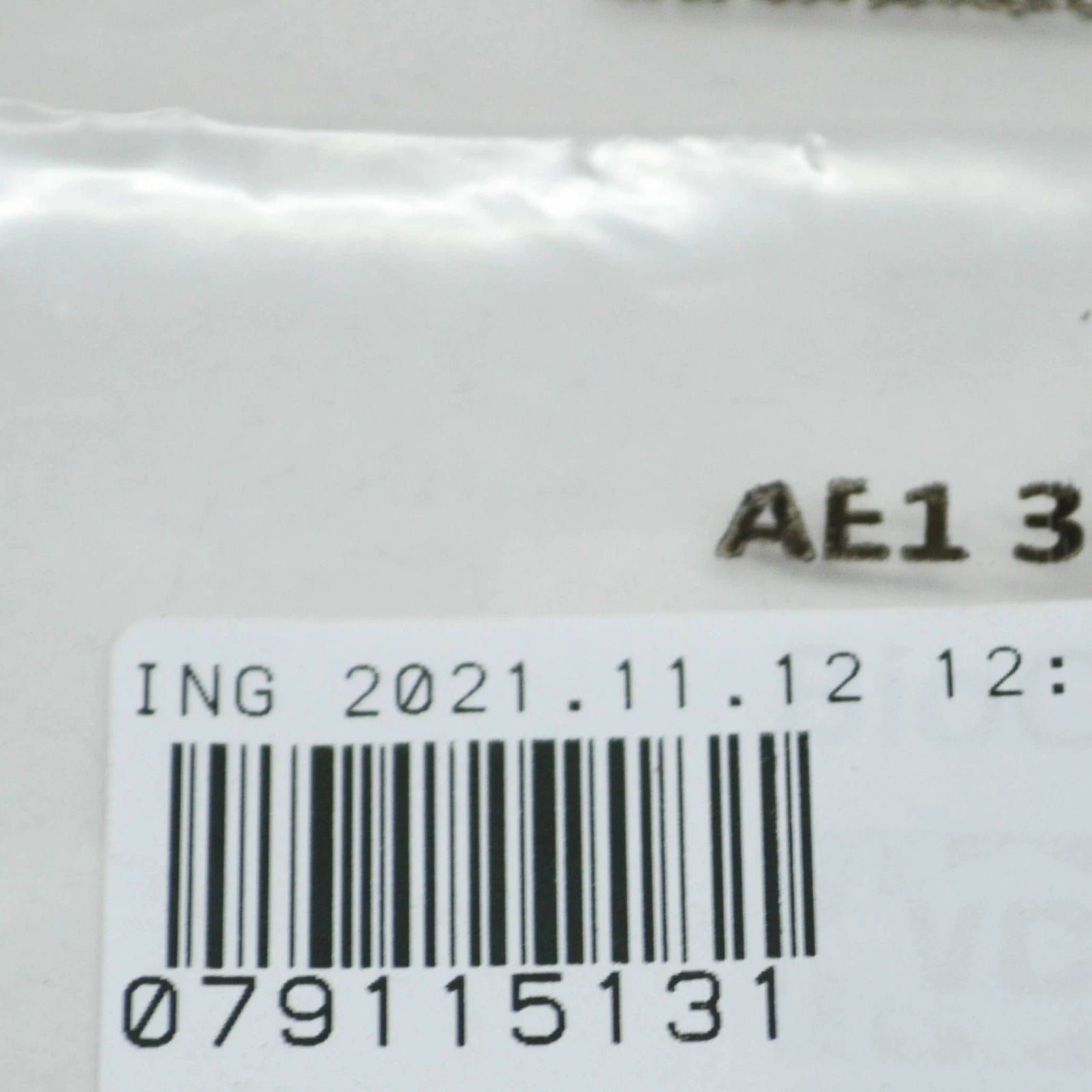 NEW AUDI A4 B7 ENGINE OIL PUMP LOWER GASKET SEAL 079115131B ORIGINAL