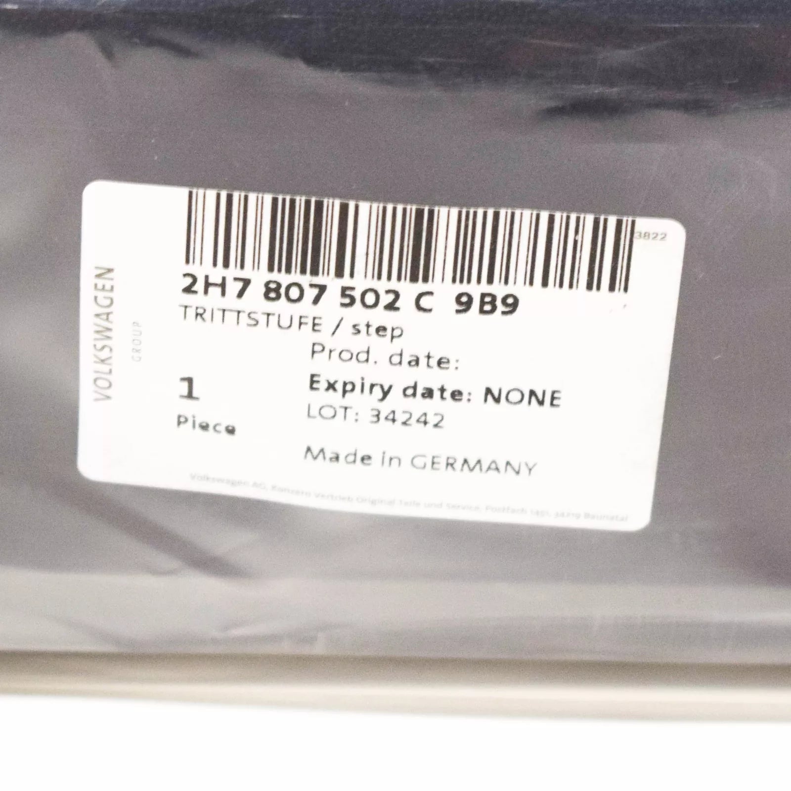 NEW VOLKSWAGEN AMAROK 2H REAR TRUNK STEP TRIM 2H7807502C9B9 ORIGINAL