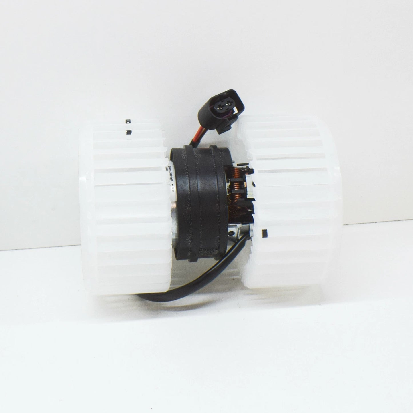 NEW AUDI A8 D3 FAN MOTOR WITH WHEEL 4E0959101A ORIGINAL