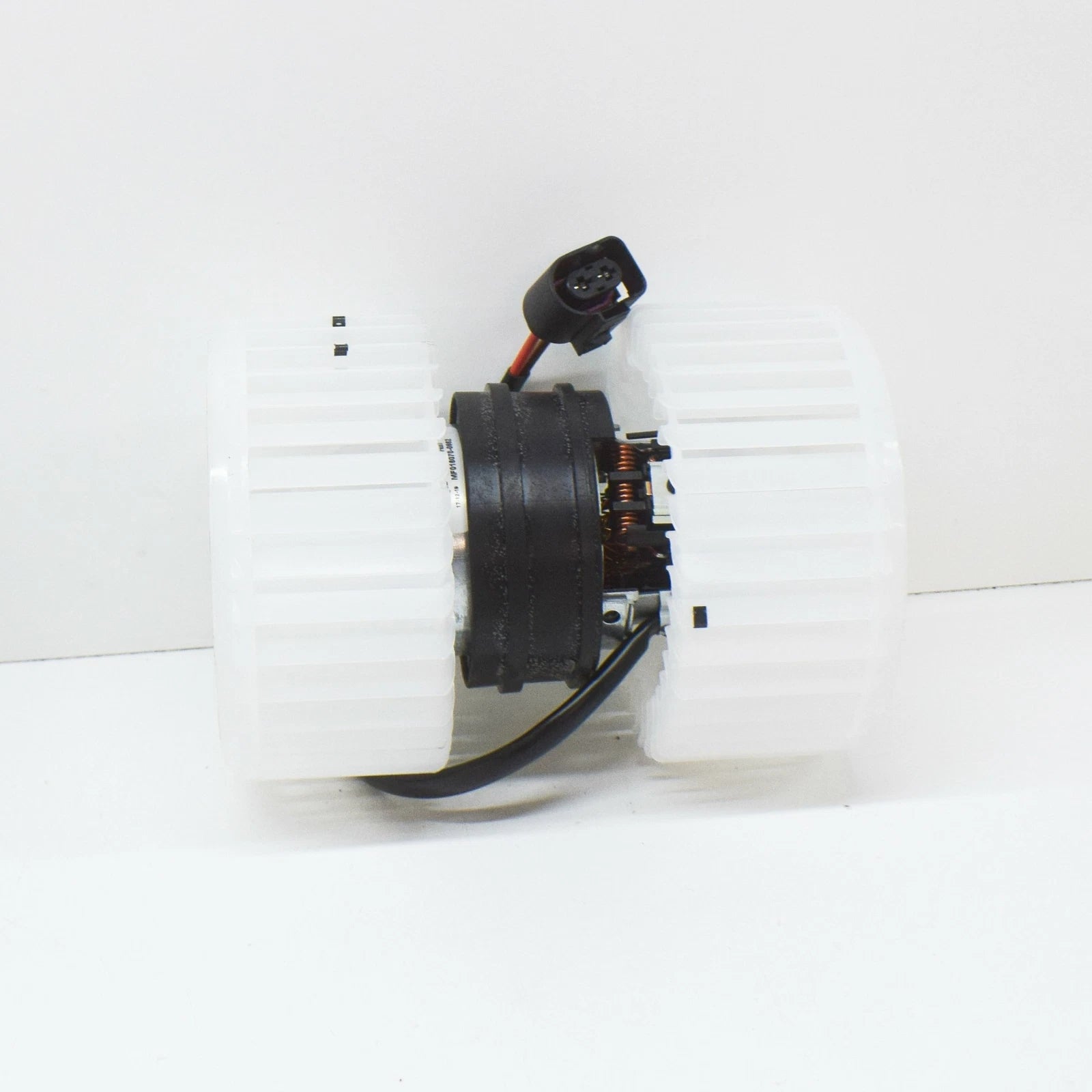 NEW AUDI A8 D3 FAN MOTOR WITH WHEEL 4E0959101A ORIGINAL