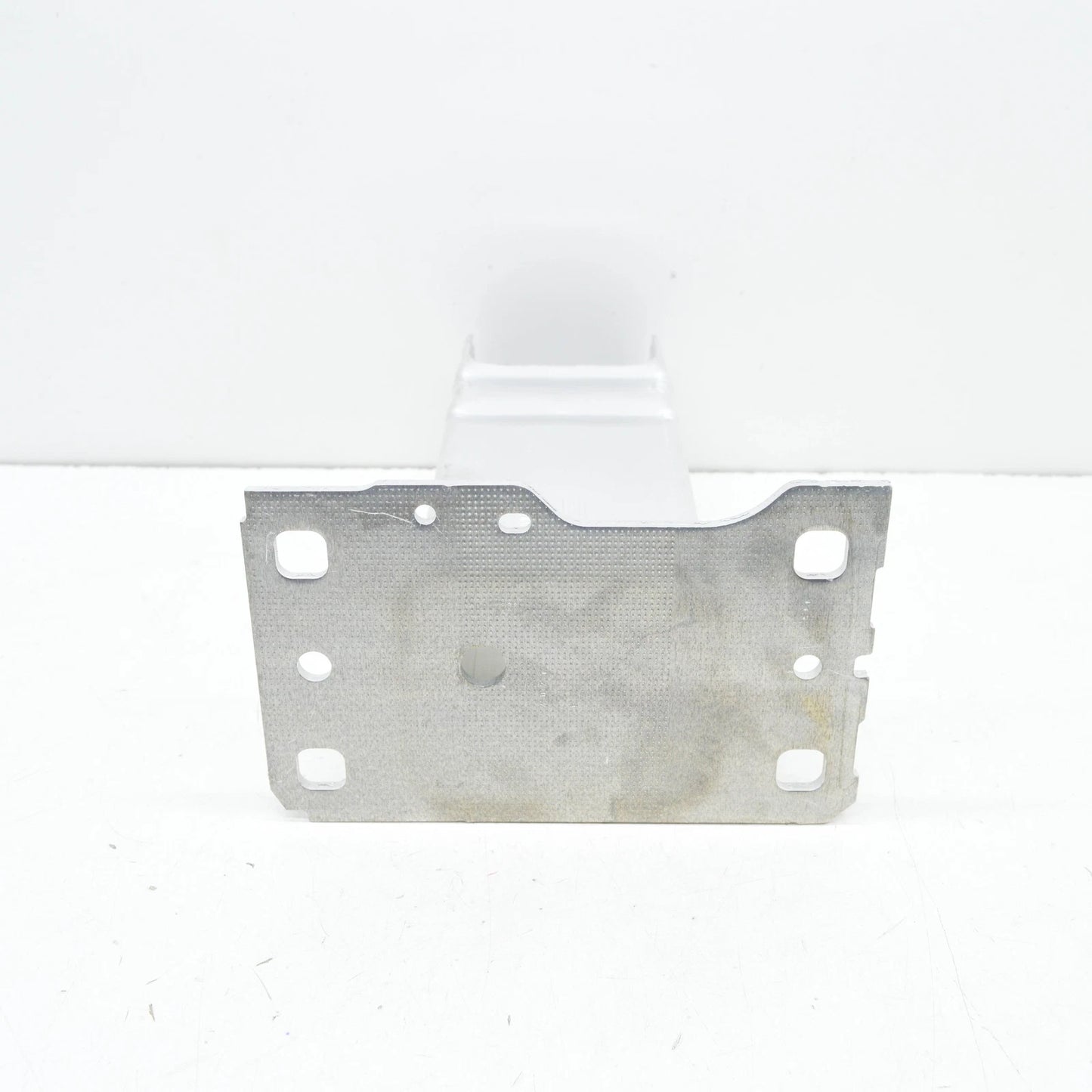 NEW AUDI A5 8W6 FRONT RIGHT RAIL EXTENSION BRACKET 8W6807134A