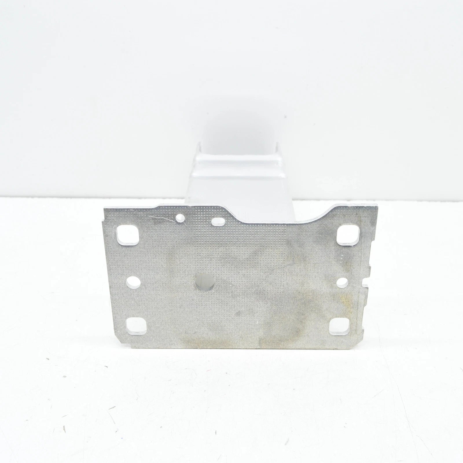 NEW AUDI A5 8W6 FRONT RIGHT RAIL EXTENSION BRACKET 8W6807134A