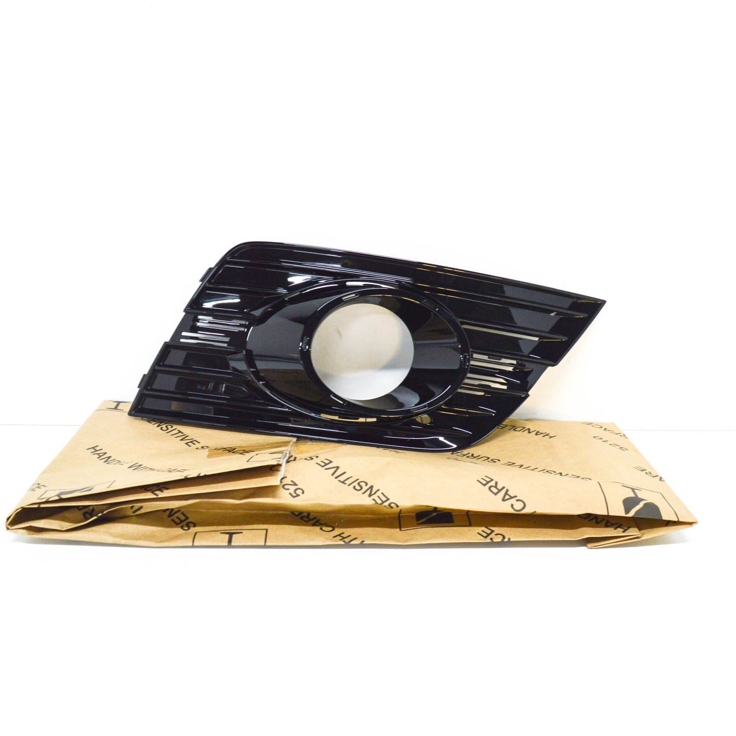 NEW VOLKSWAGEN PASSAT CC A6 RIGHT FOG LIGHT GRILLE 3C8853666H041 ORIGINAL